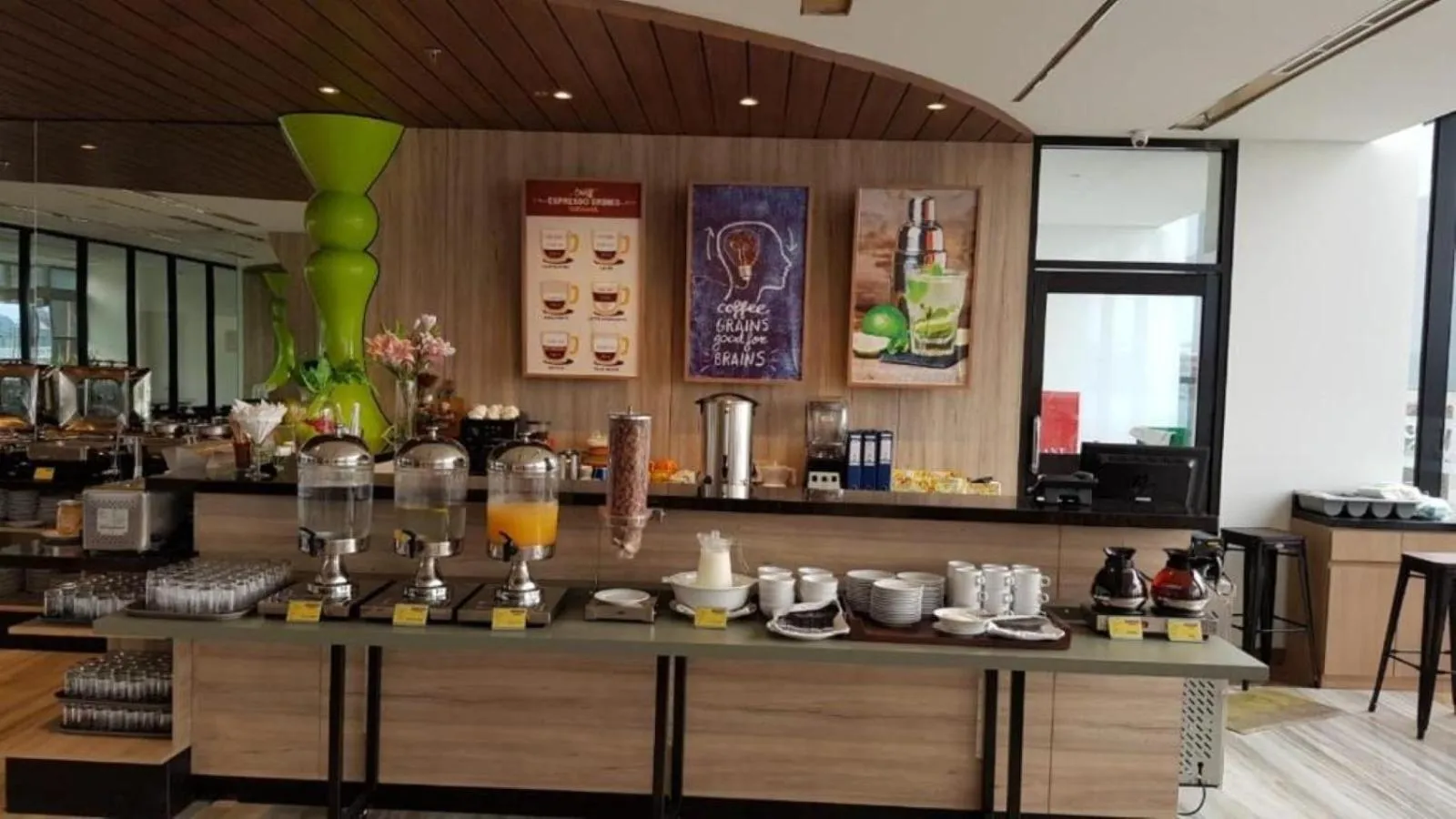 Breakfast in MaxOneHotels @Balikpapan
