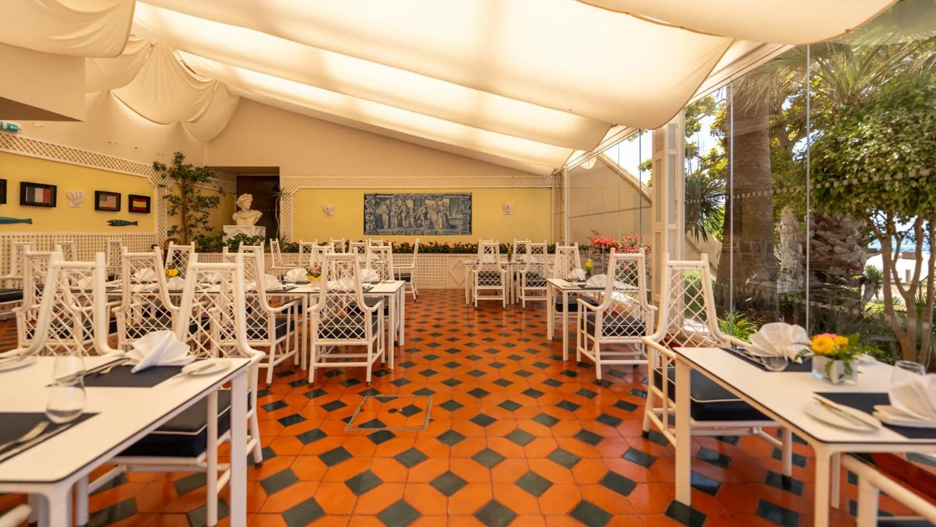 Restaurant/places to eat in Algarve Casino Hotel