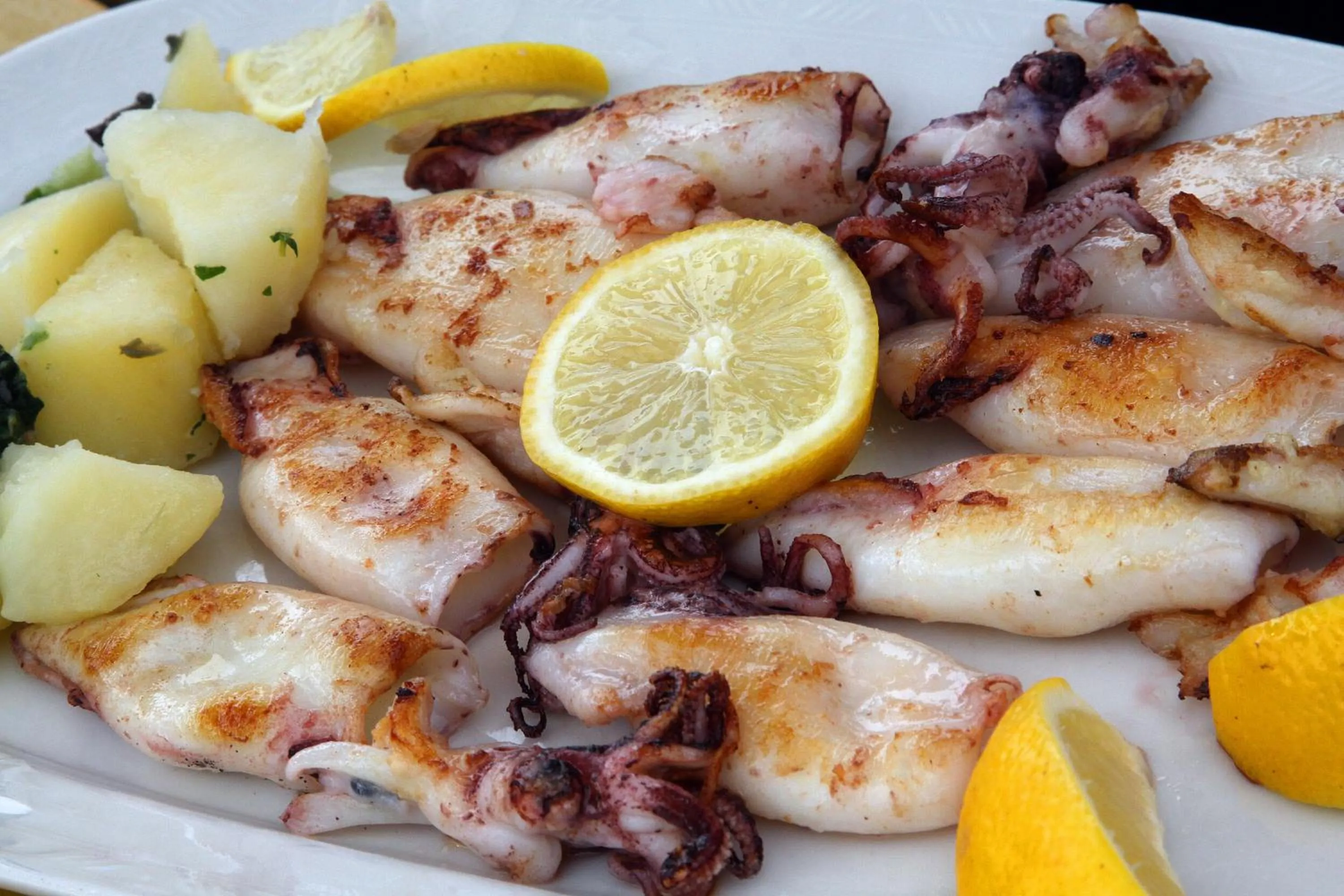 Food and drinks in FKK Ada Bojana