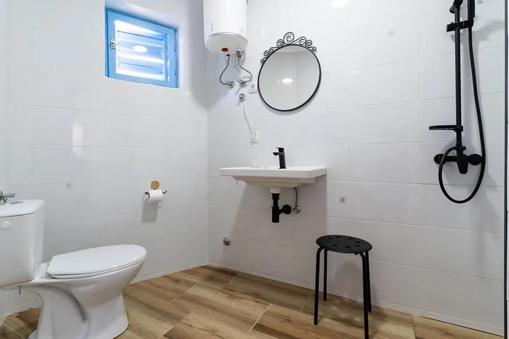 Bathroom in FKK Ada Bojana