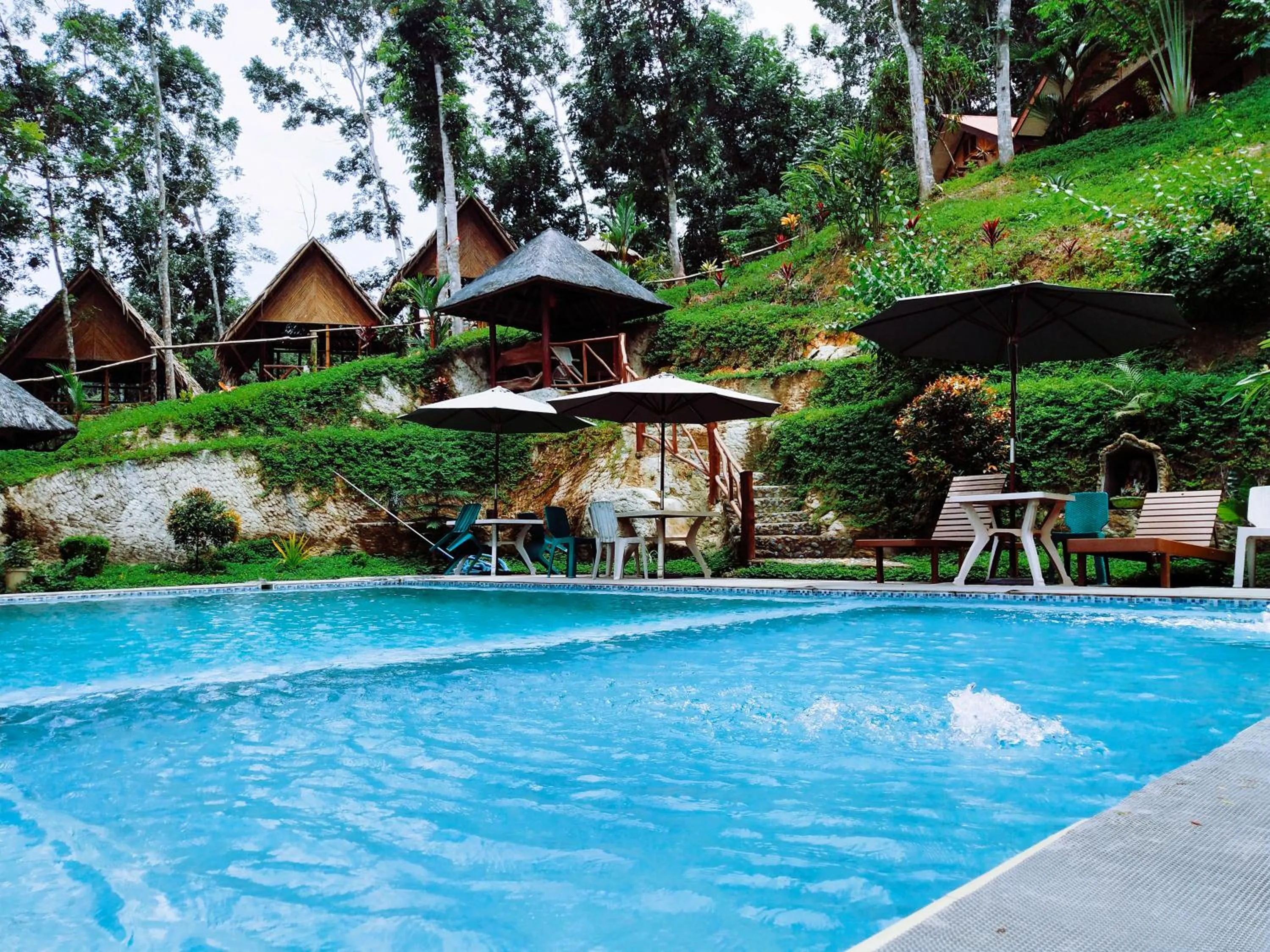 Property building in Victordelia Hilltop Hostel