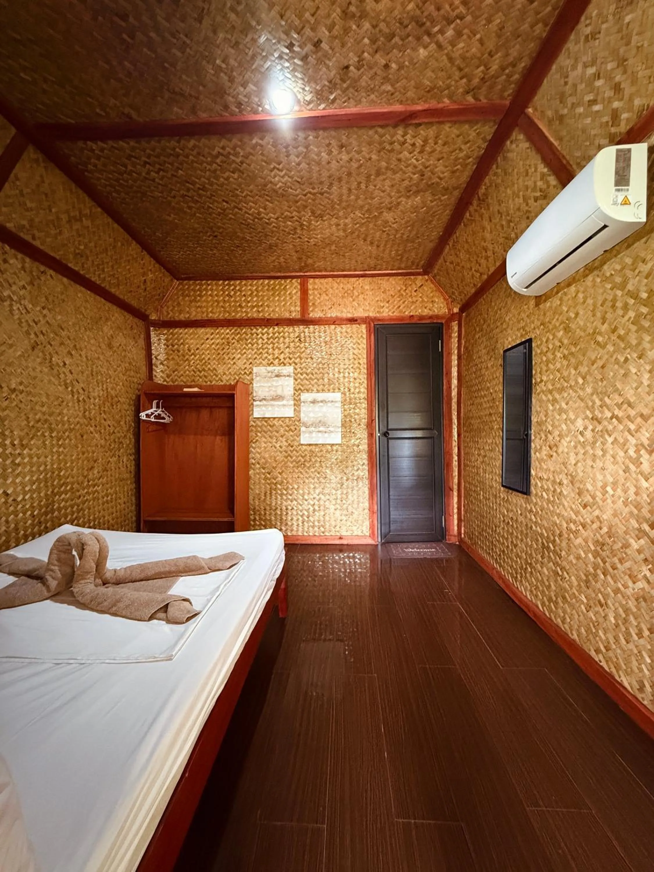 Bed in Victordelia Hilltop Hostel