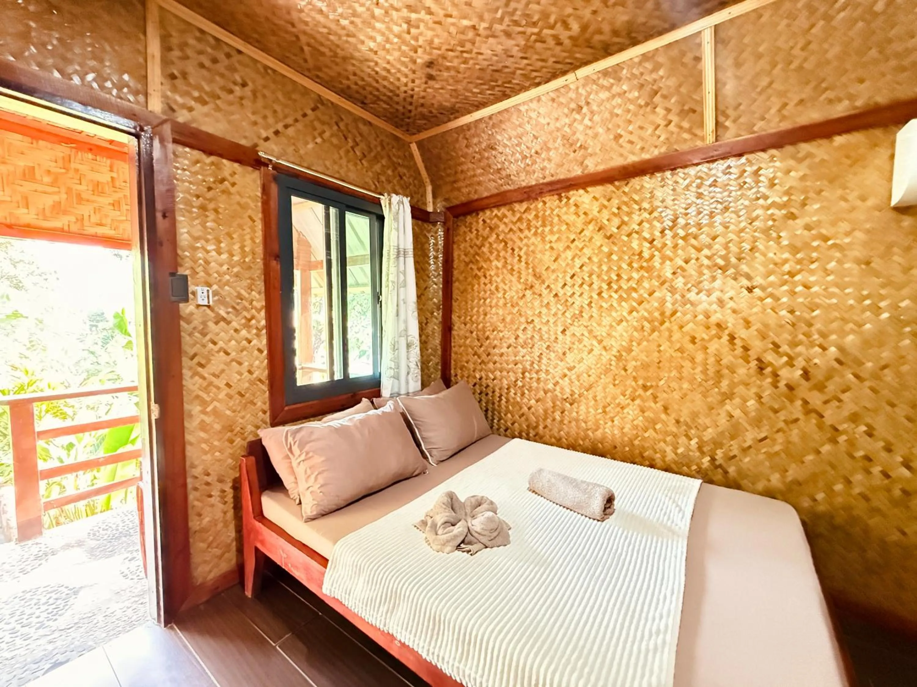 Bed in Victordelia Hilltop Hostel