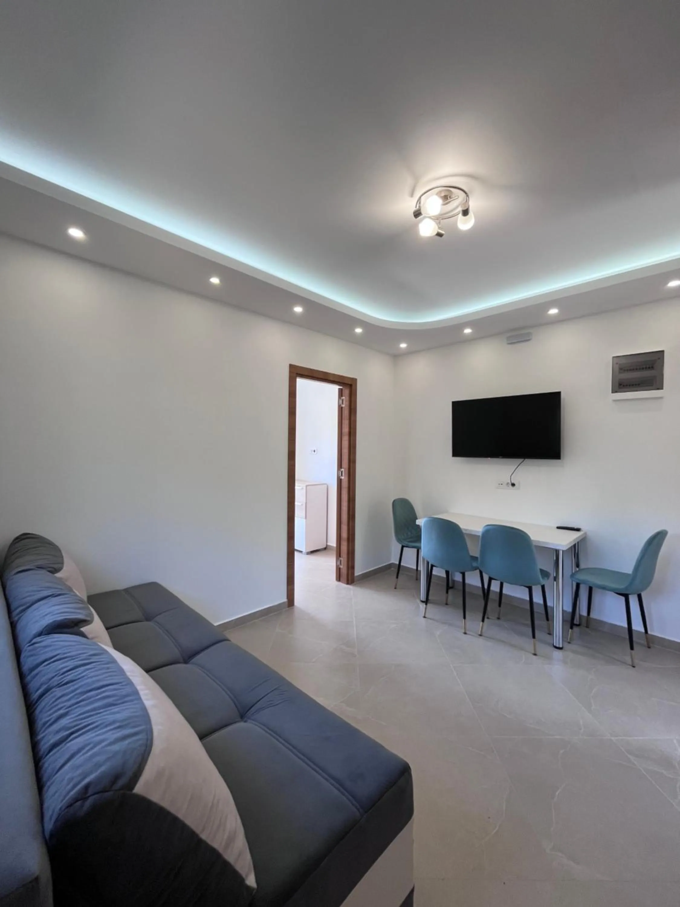 Apartments Aura