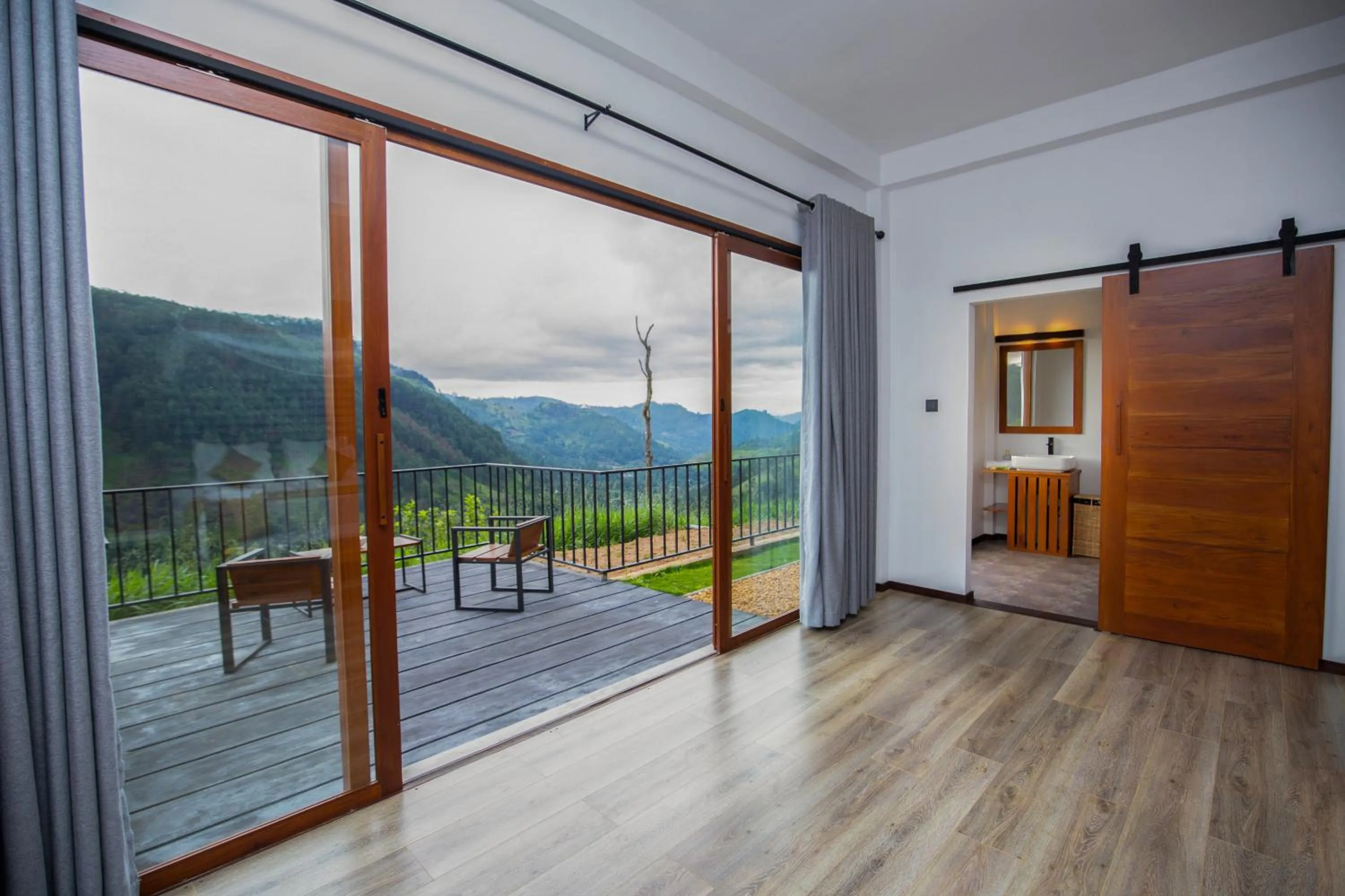 Dowa Elegance Resort