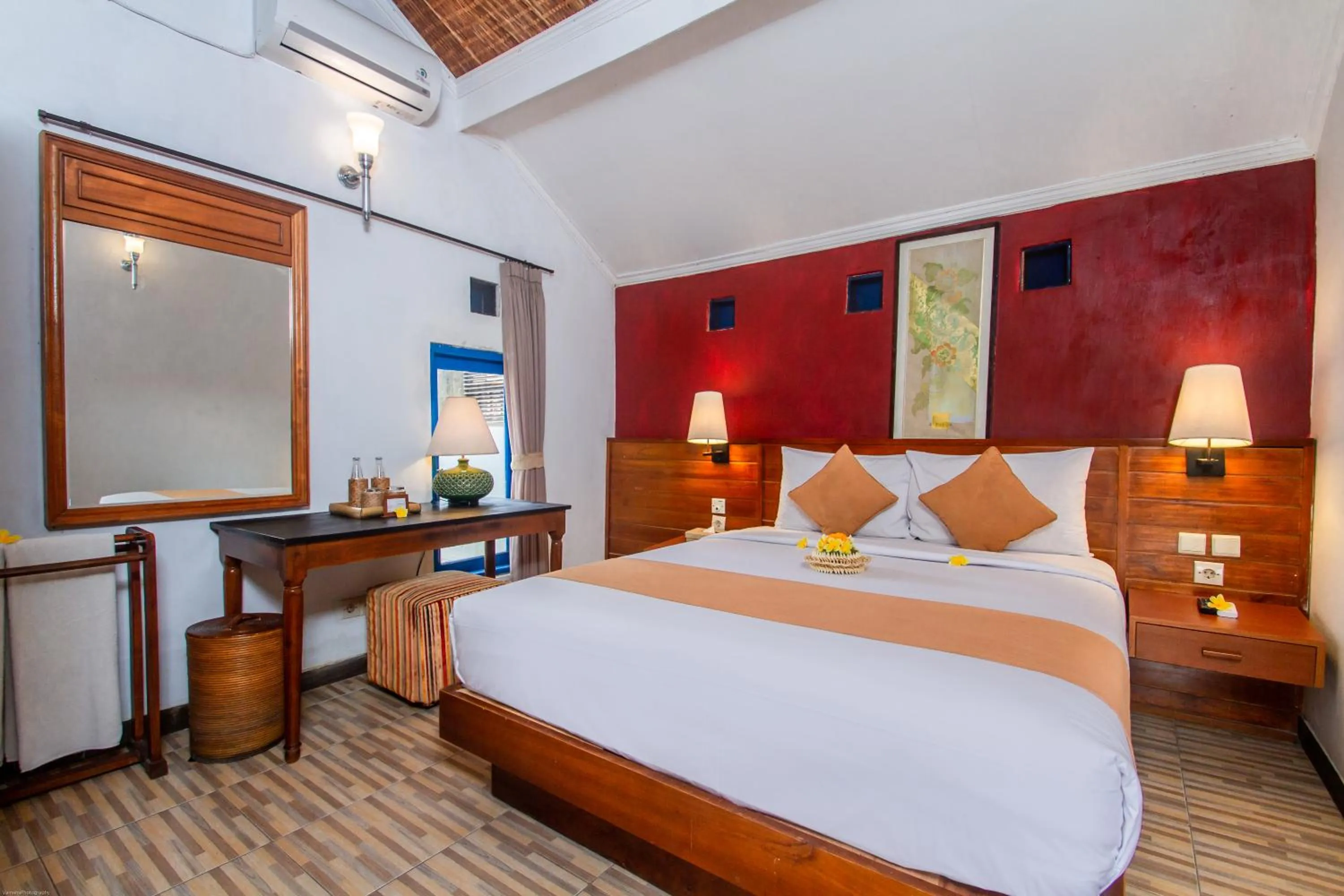 Bedroom, Bed in Hartaning House by GenuineHost