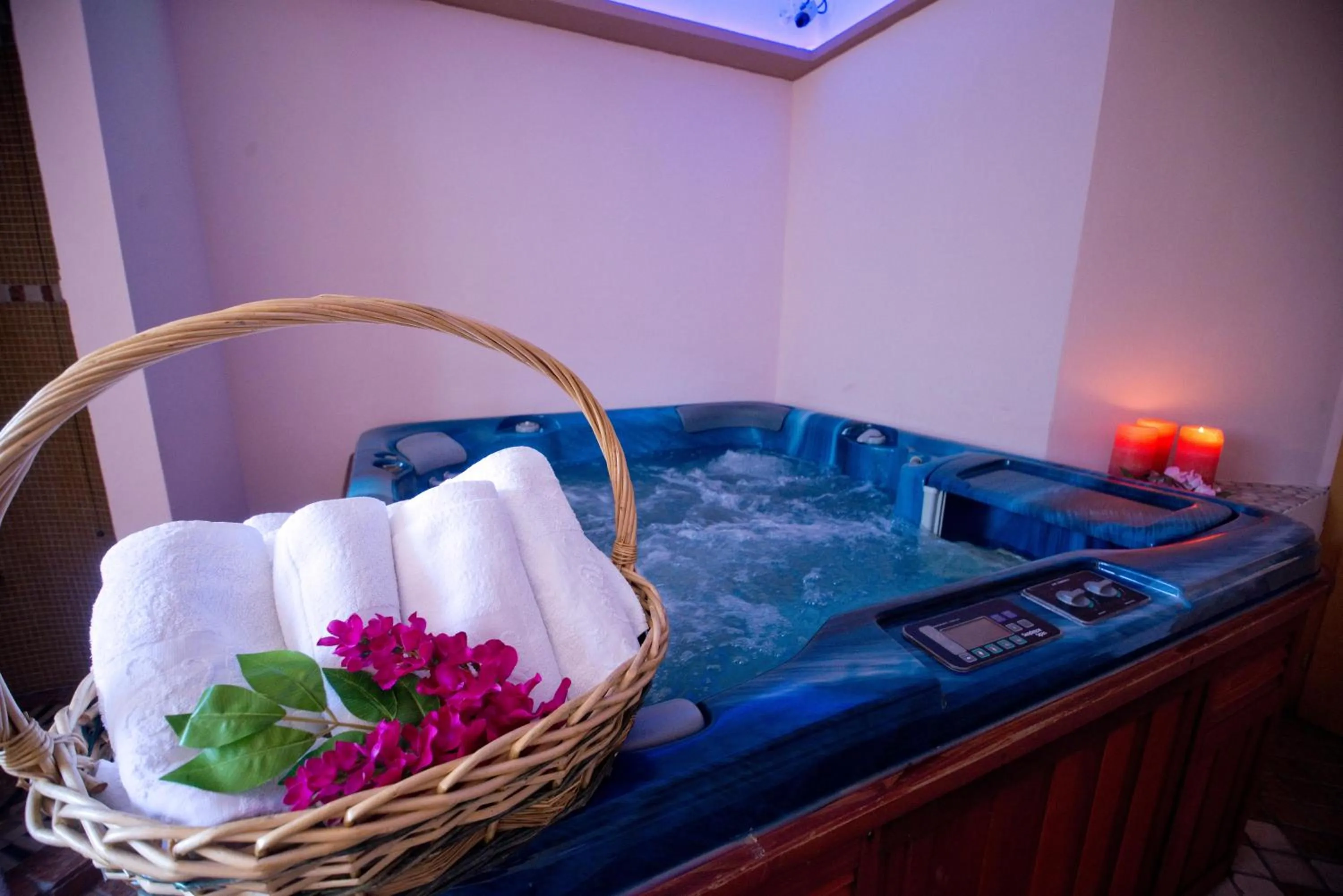 Hot Tub in Hotel Michela