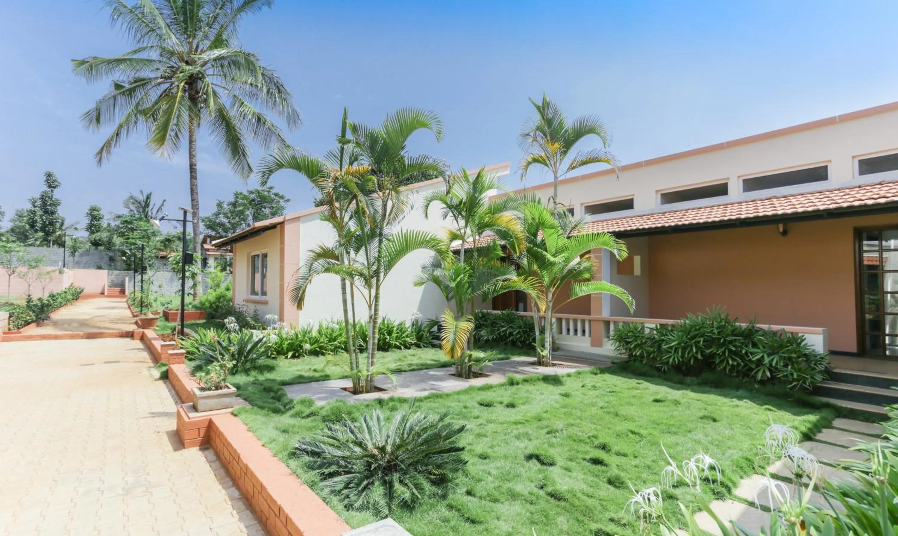 Facade/entrance in Treebo Laa Gardenia Resort, Nilavoor Lake
