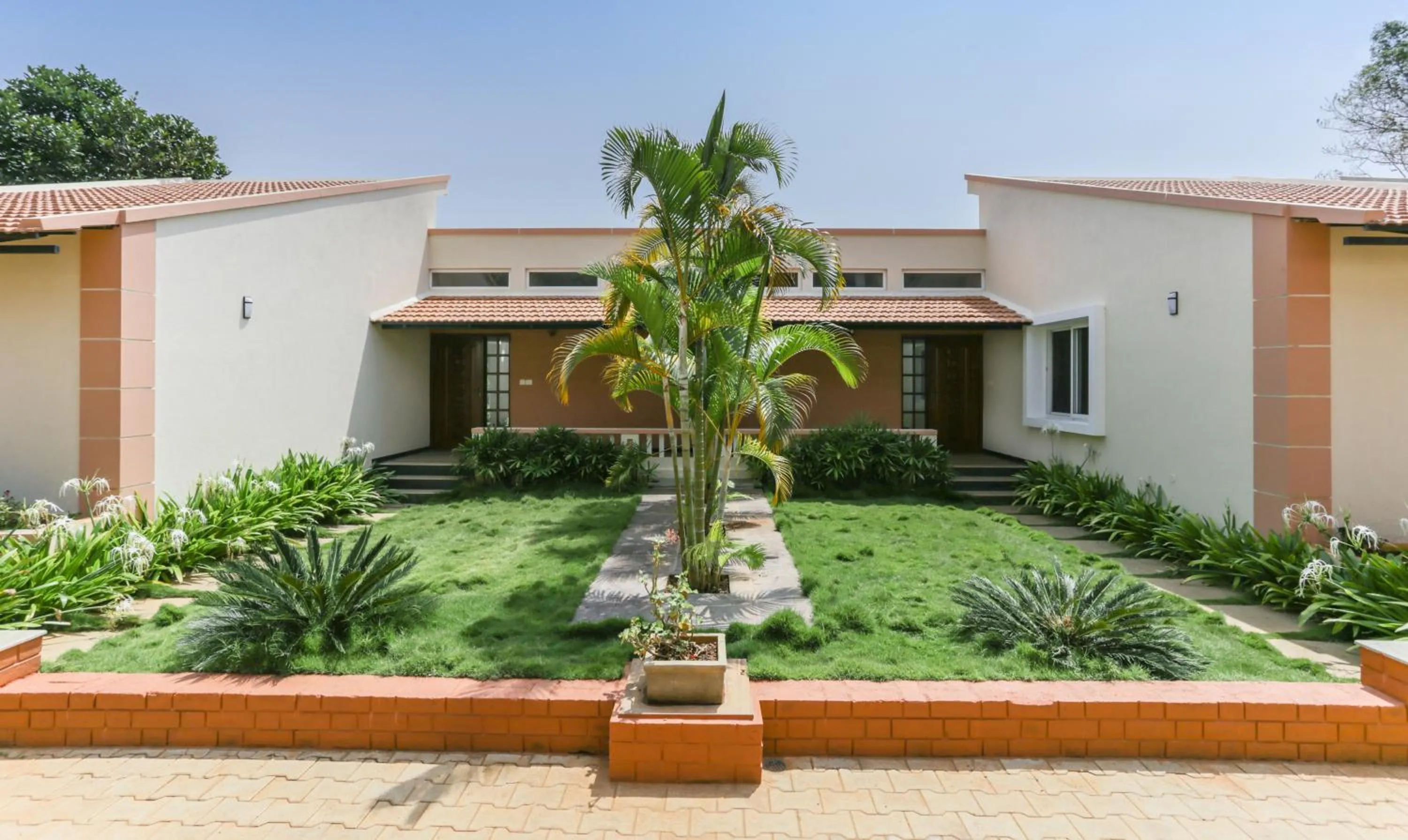 Facade/entrance in Treebo Laa Gardenia Resort, Nilavoor Lake