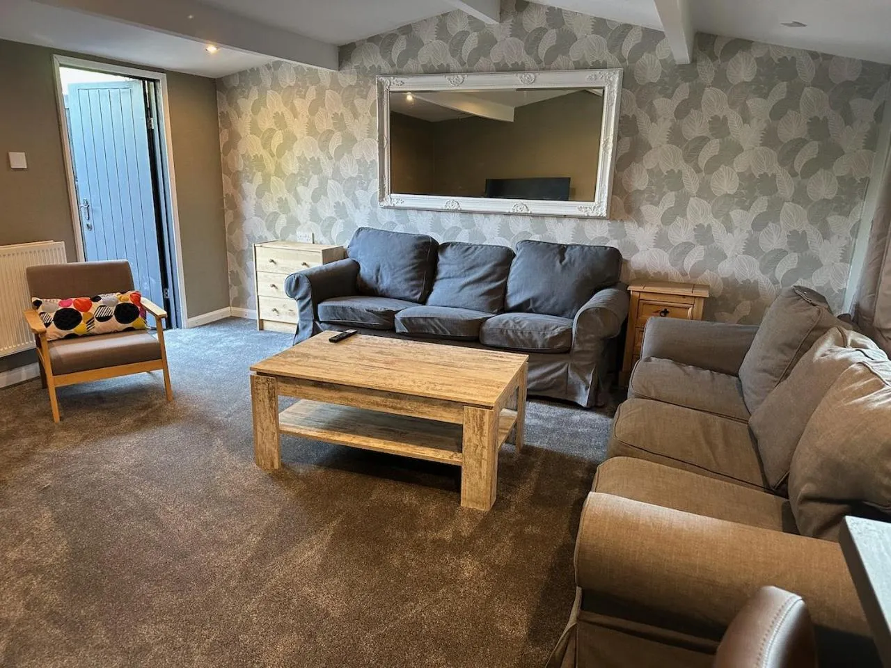 Living room in TheWaterfrontLodges