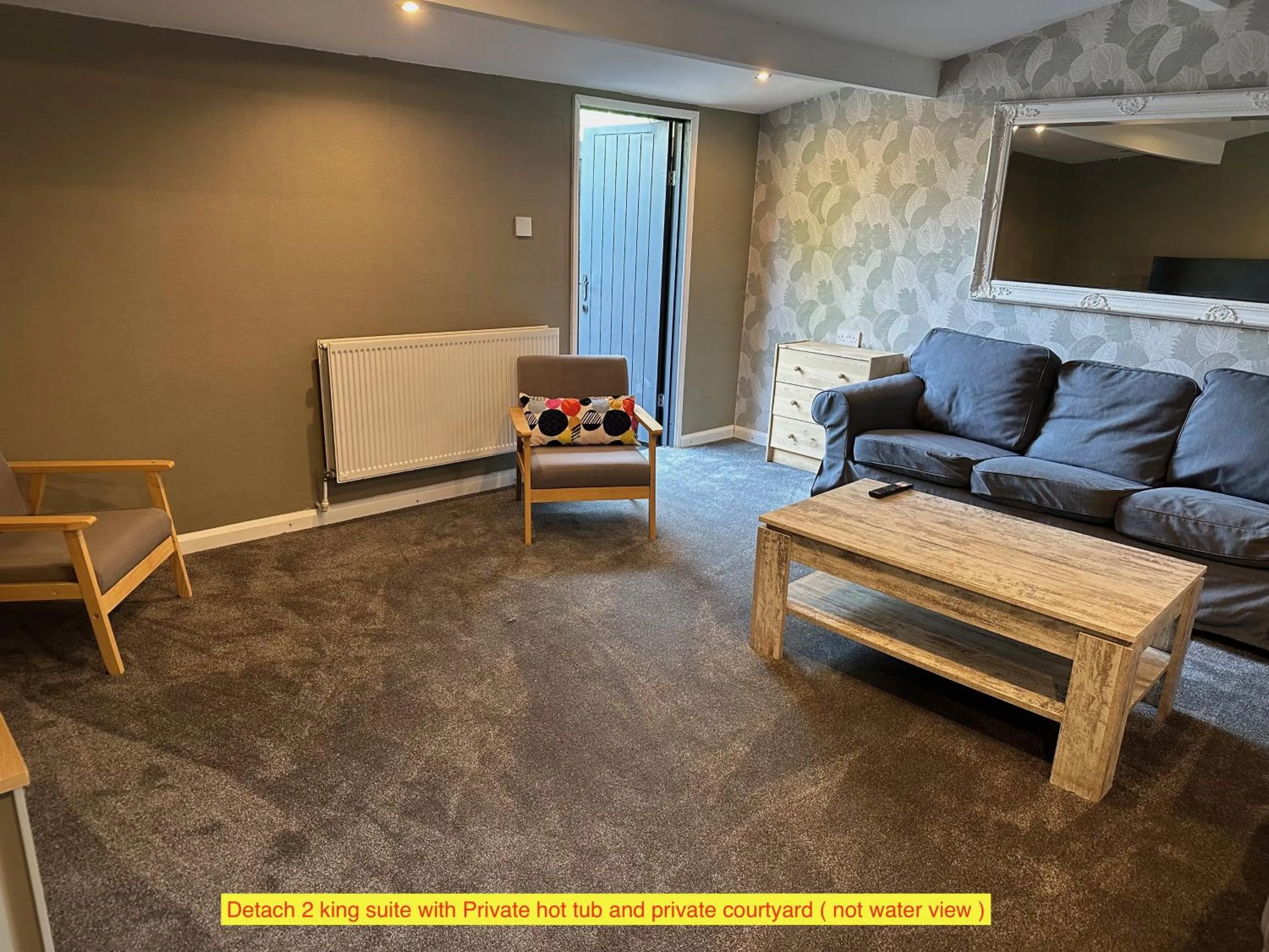 Living room in TheWaterfrontLodges