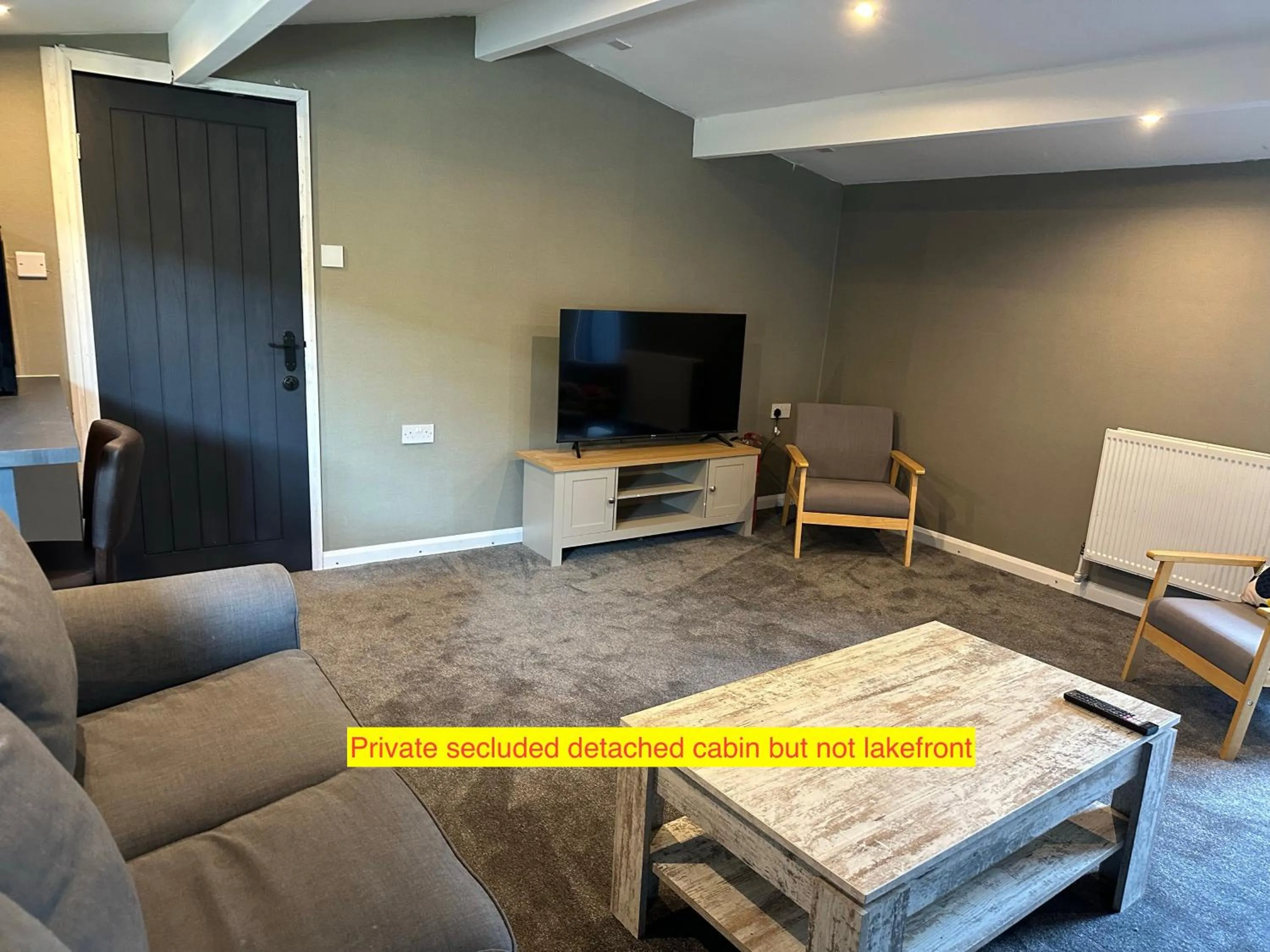 Living room in TheWaterfrontLodges