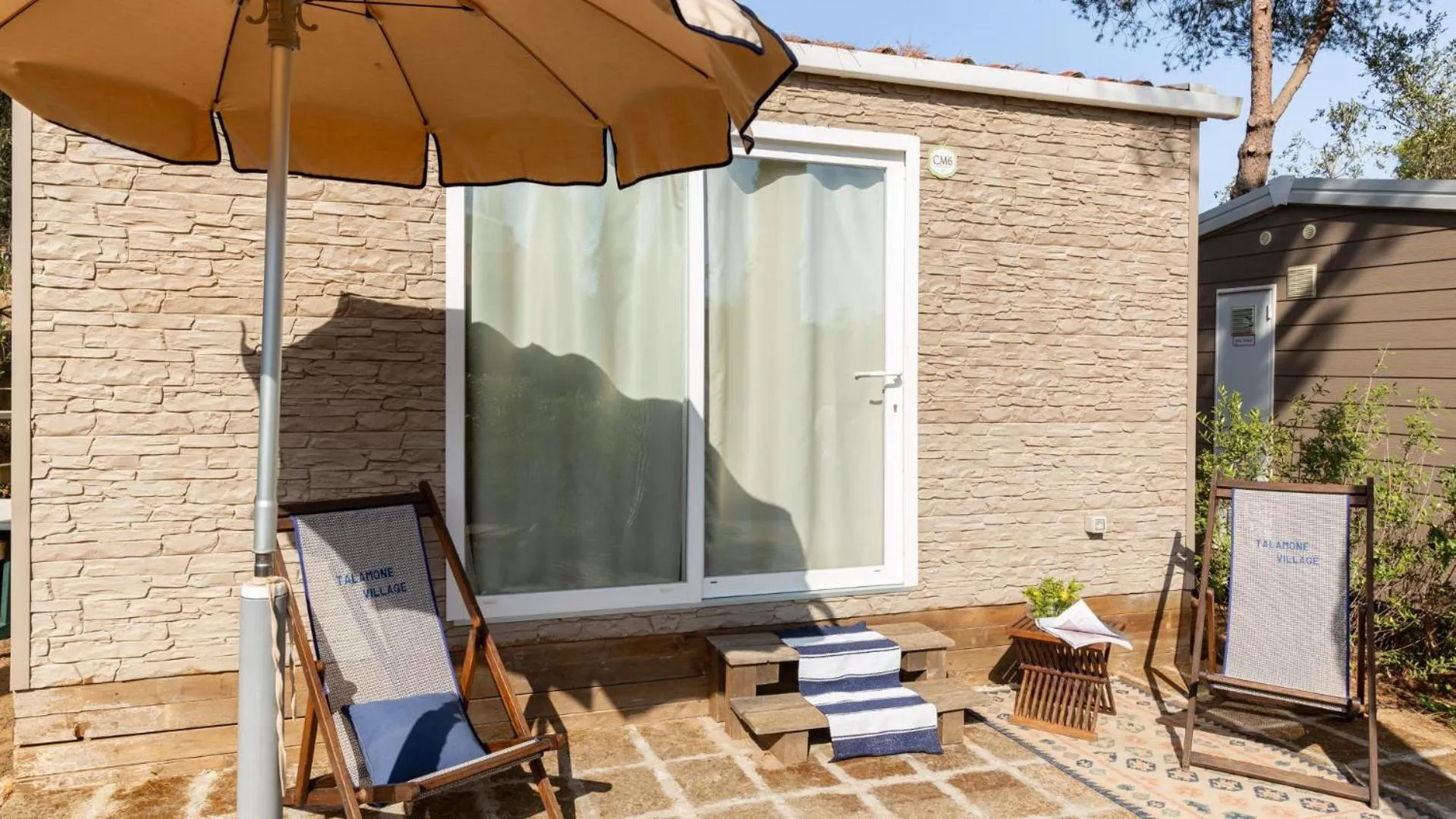 Photo of the whole room in Gitavillage Talamone