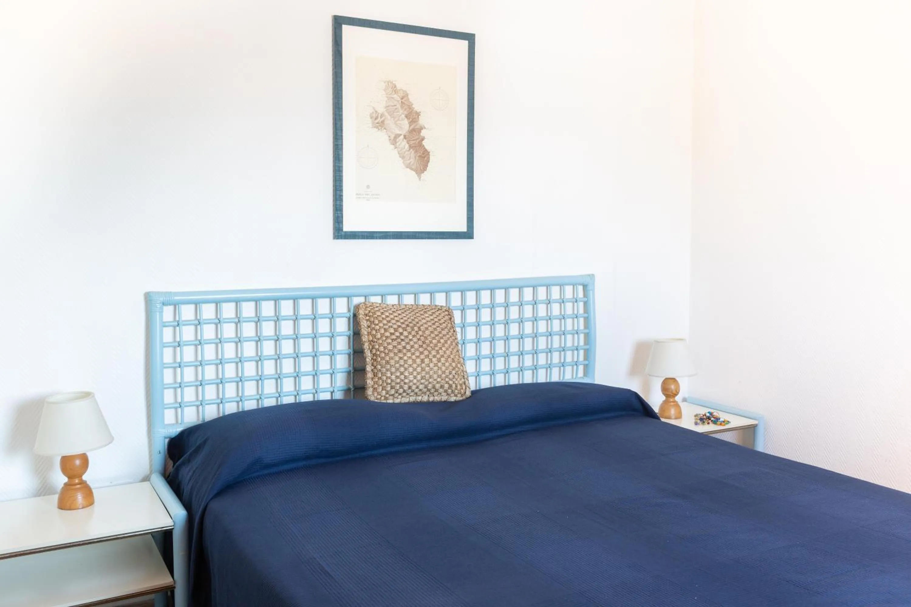 Photo of the whole room, Bed in Gitavillage Talamone