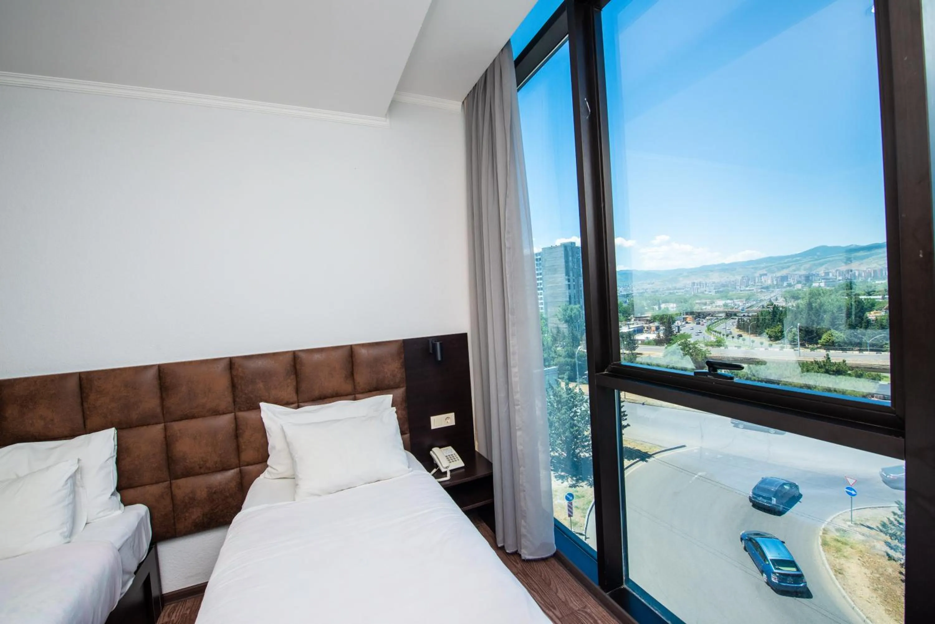 Street view, Bed in Hotel Shine Palace