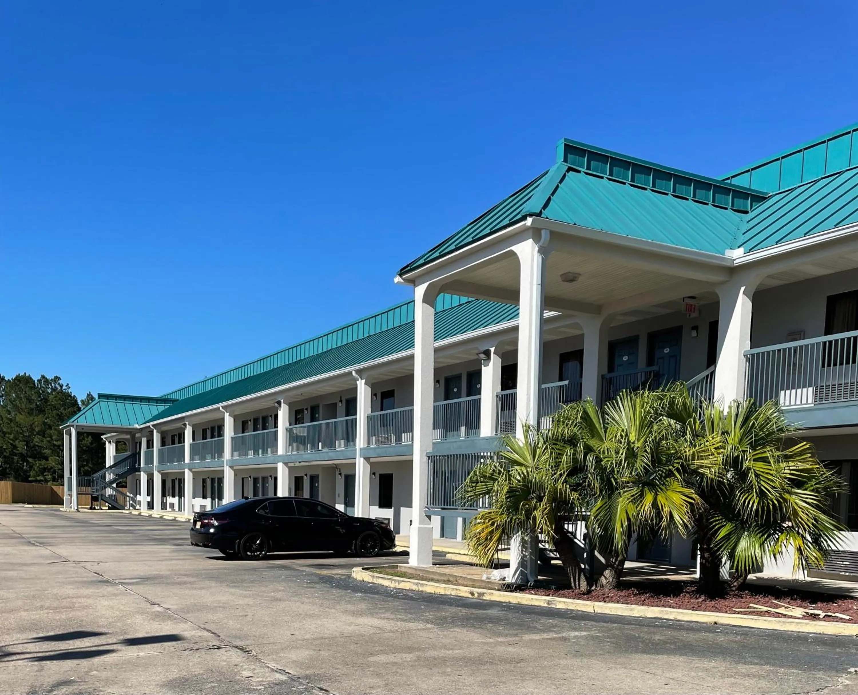 Property building in Baymont by Wyndham Biloxi - Ocean Springs