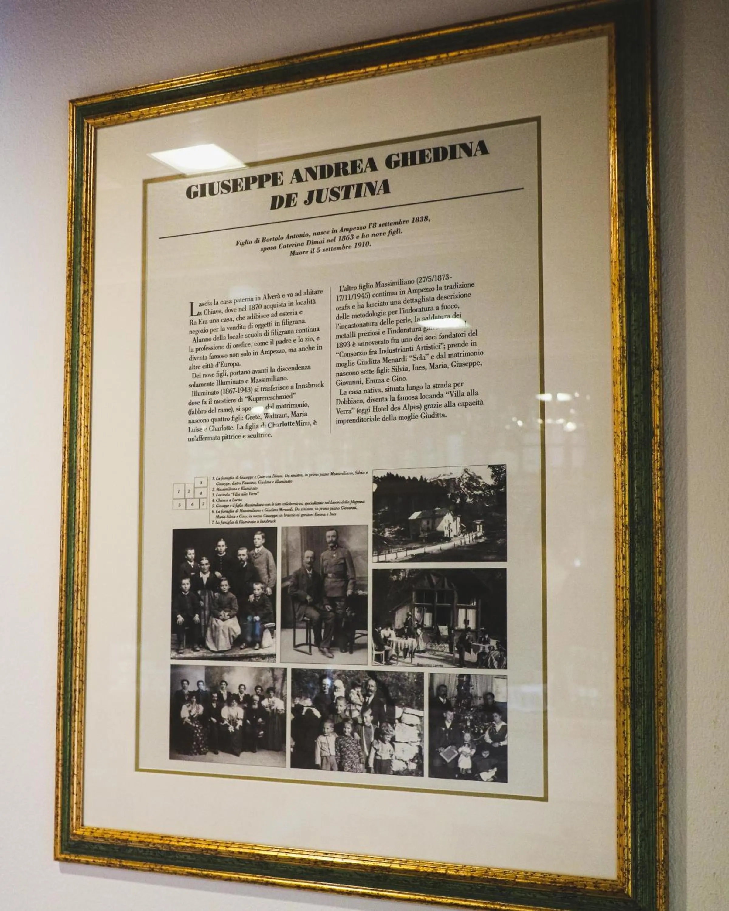 Lounge or bar in Hotel Des Alpes