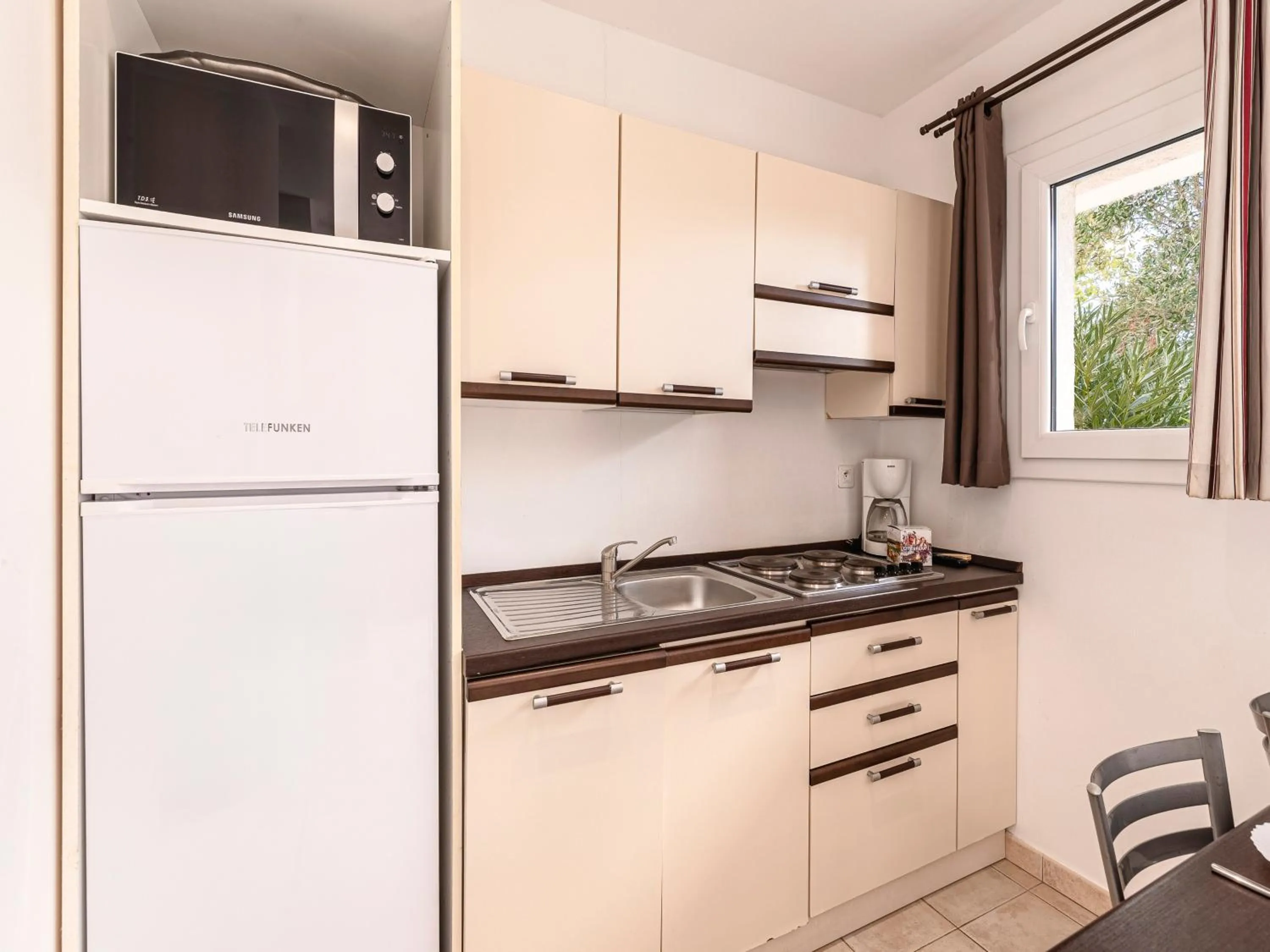 kitchen in Vacancéole - Résidence Lisa Maria