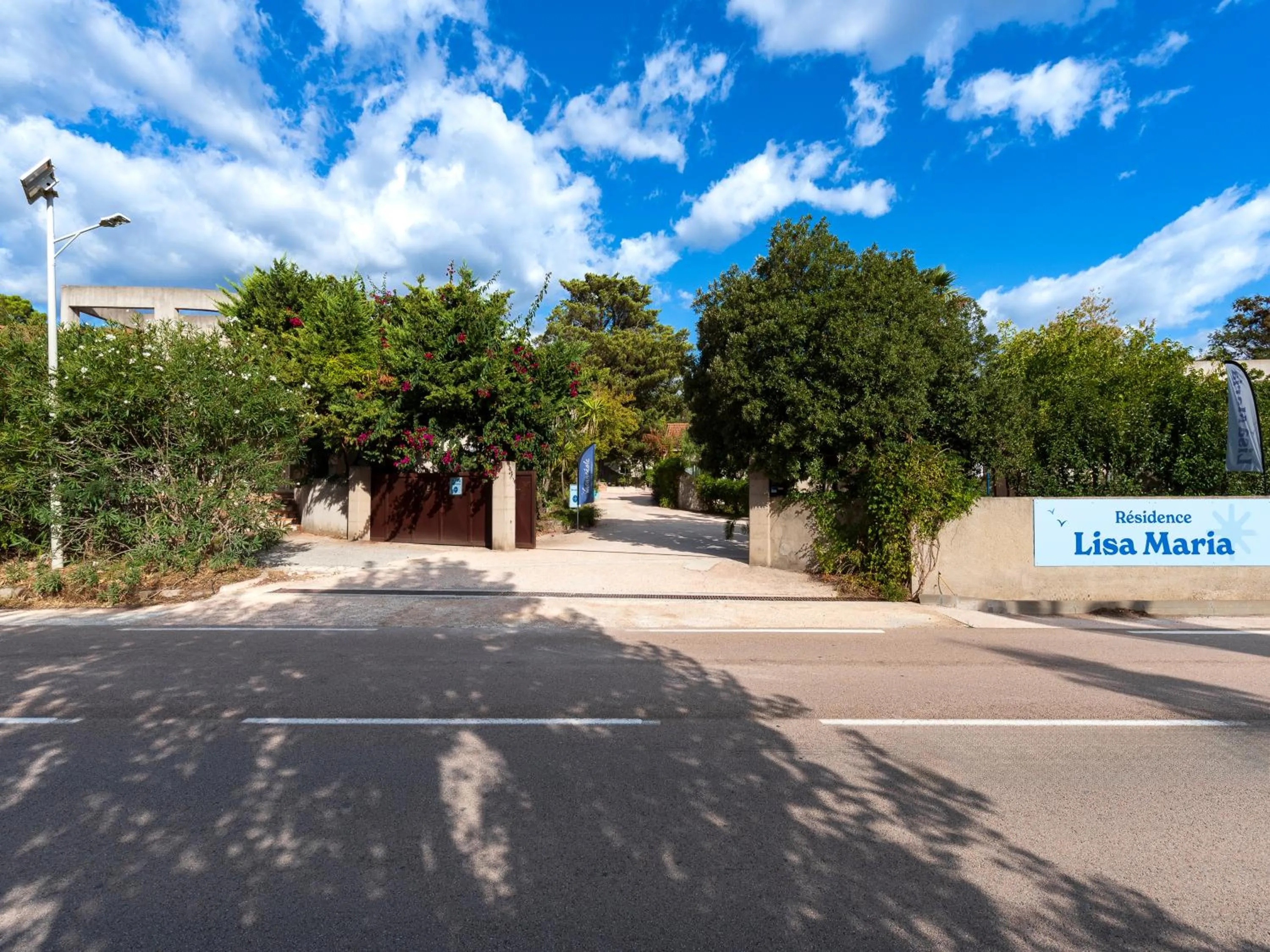 Facade/entrance in Vacancéole - Résidence Lisa Maria