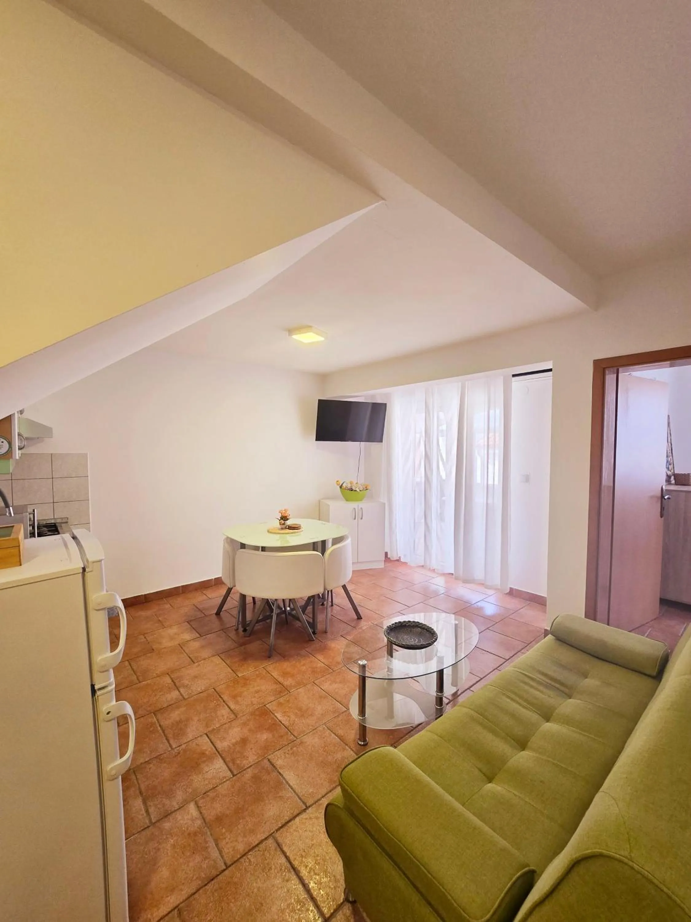Apartments Vugica Šilo