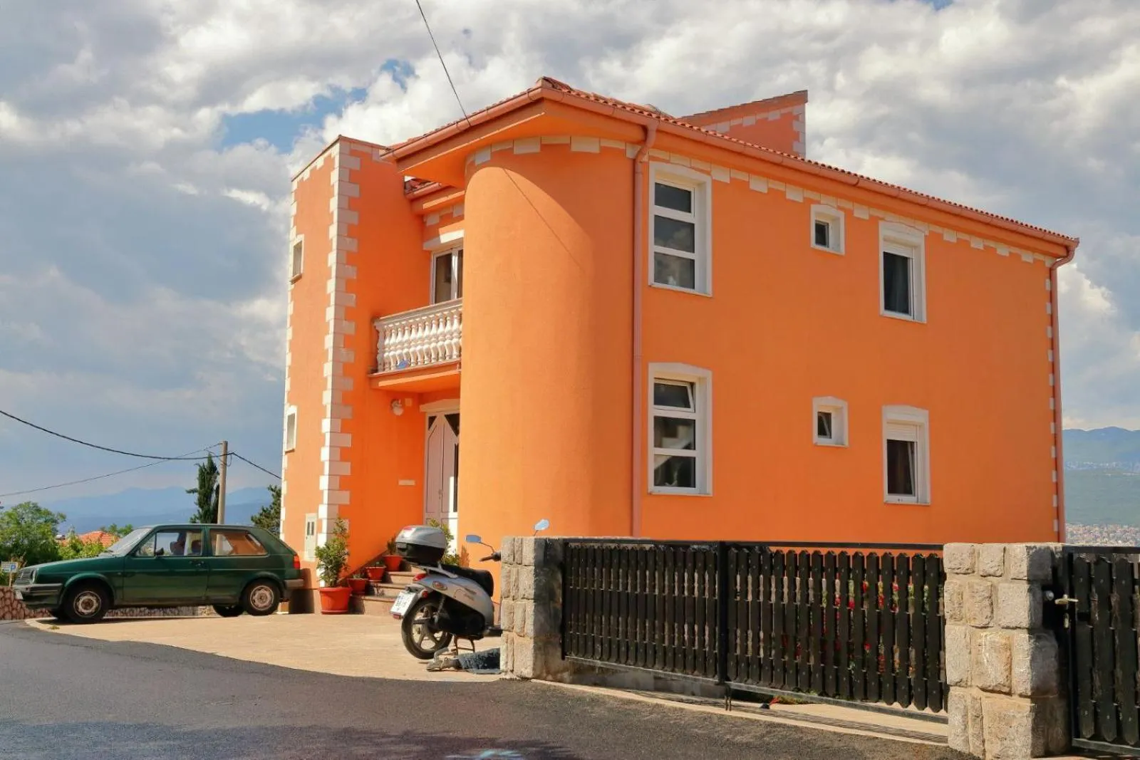 Property building in Apartments Vugica Šilo