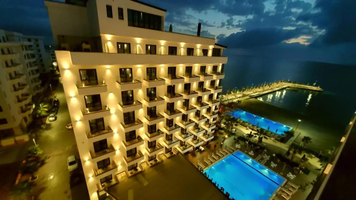 Brilliant Hotel & SPA