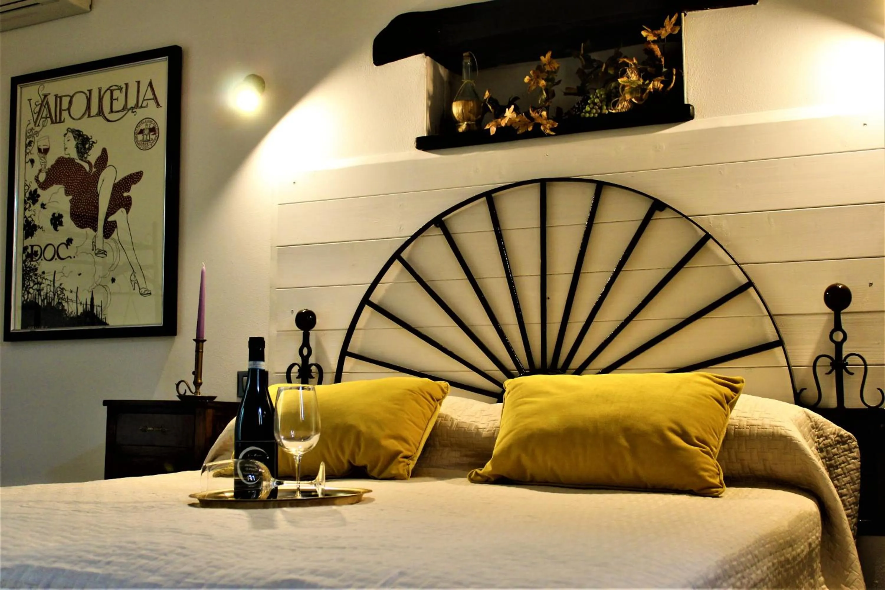 Bedroom, Bed in B&B Arco di Vino