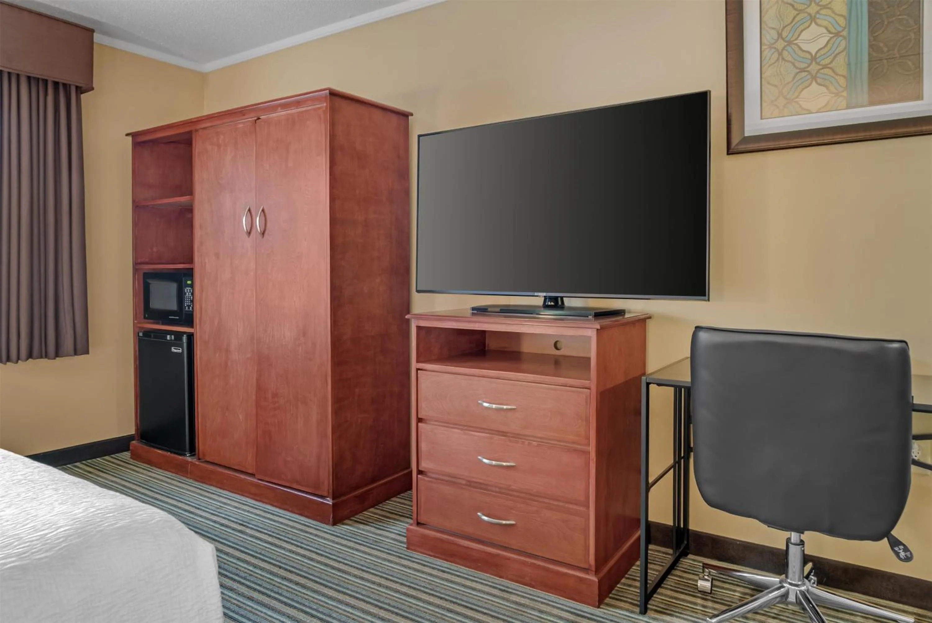 Bedroom, Bed in Best Western Plus Traverse City