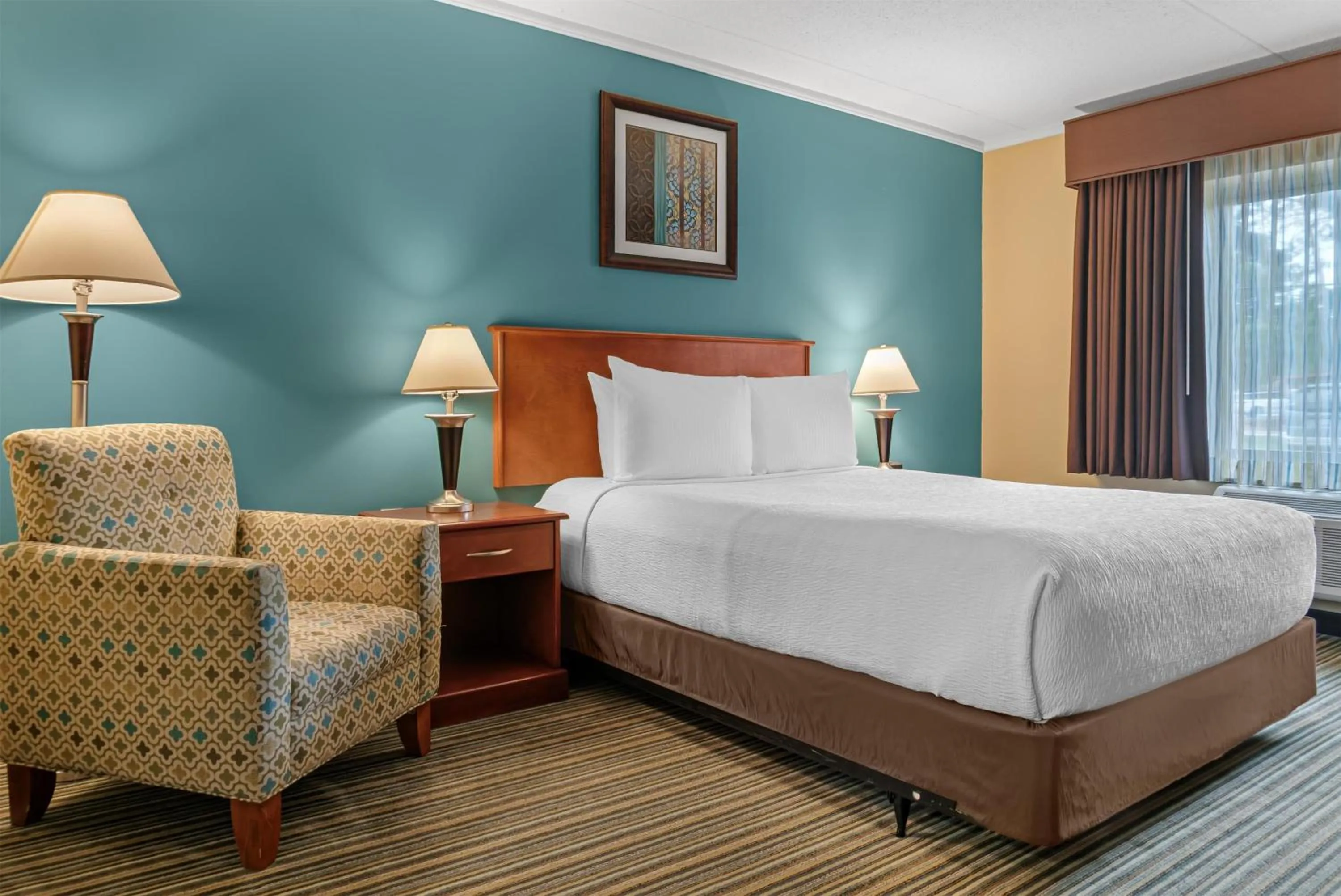 Bedroom, Bed in Best Western Plus Traverse City