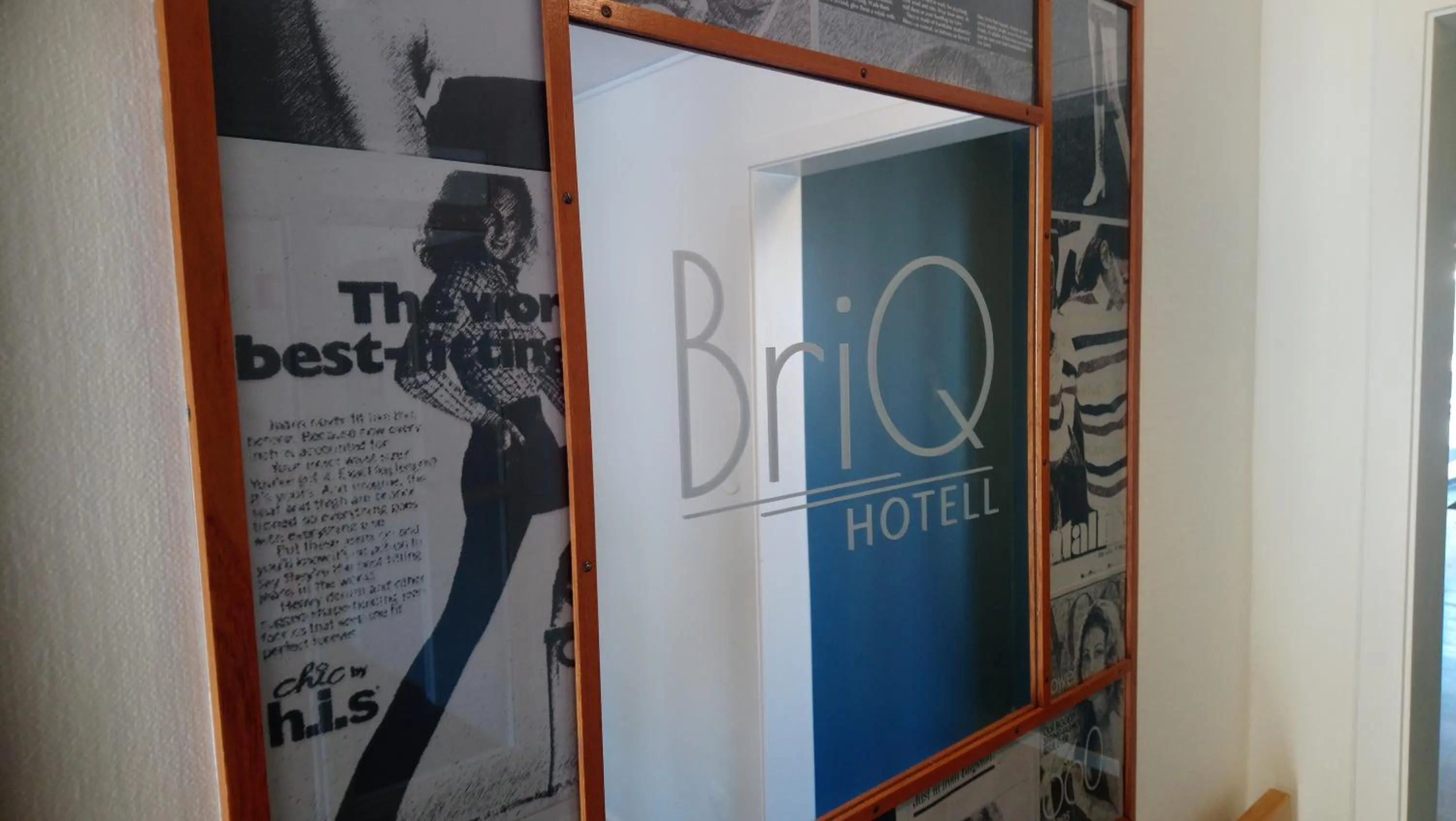 Property logo or sign in BriQ Hotell