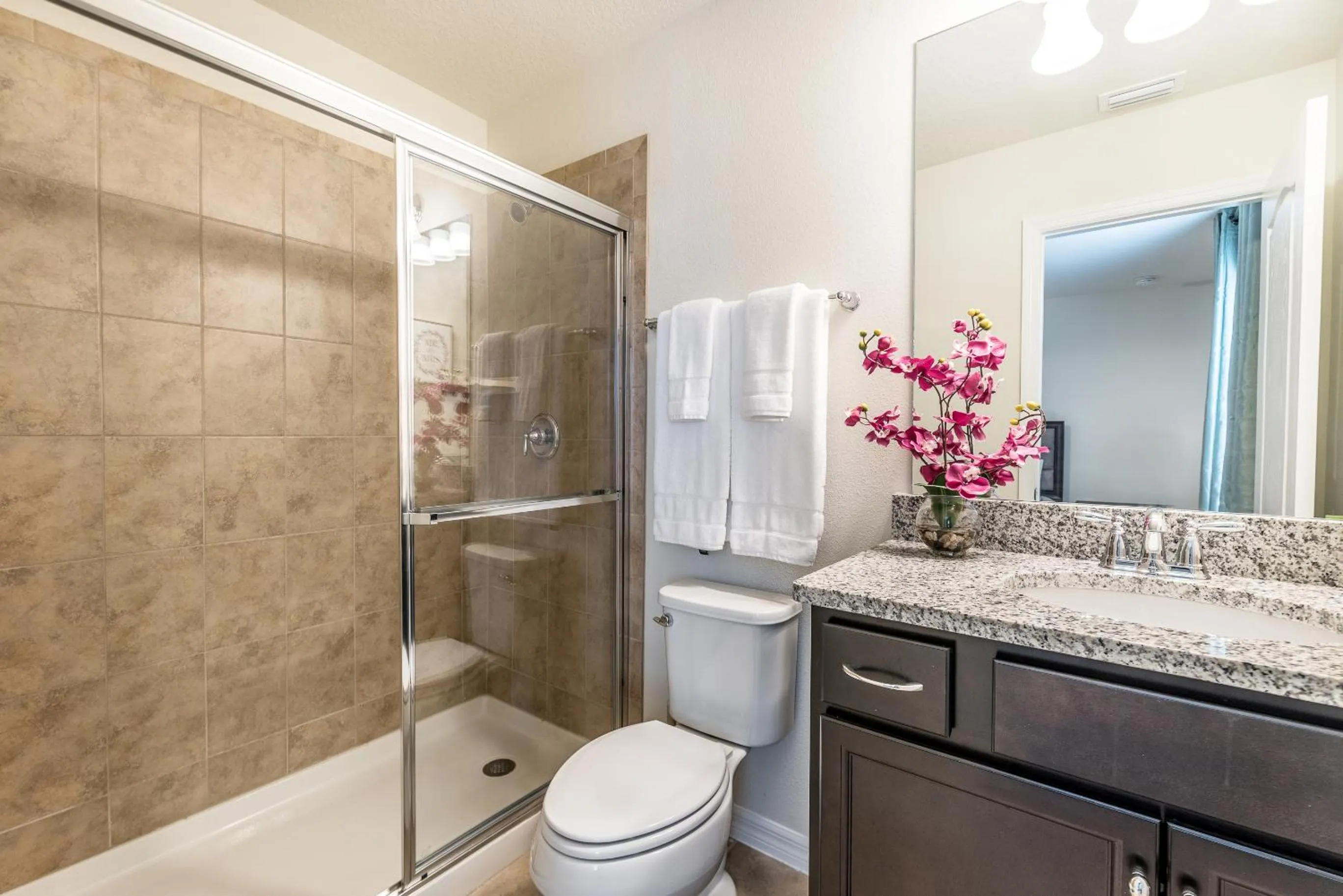 Large Villa wPrivate Pool Game Room Waterpark