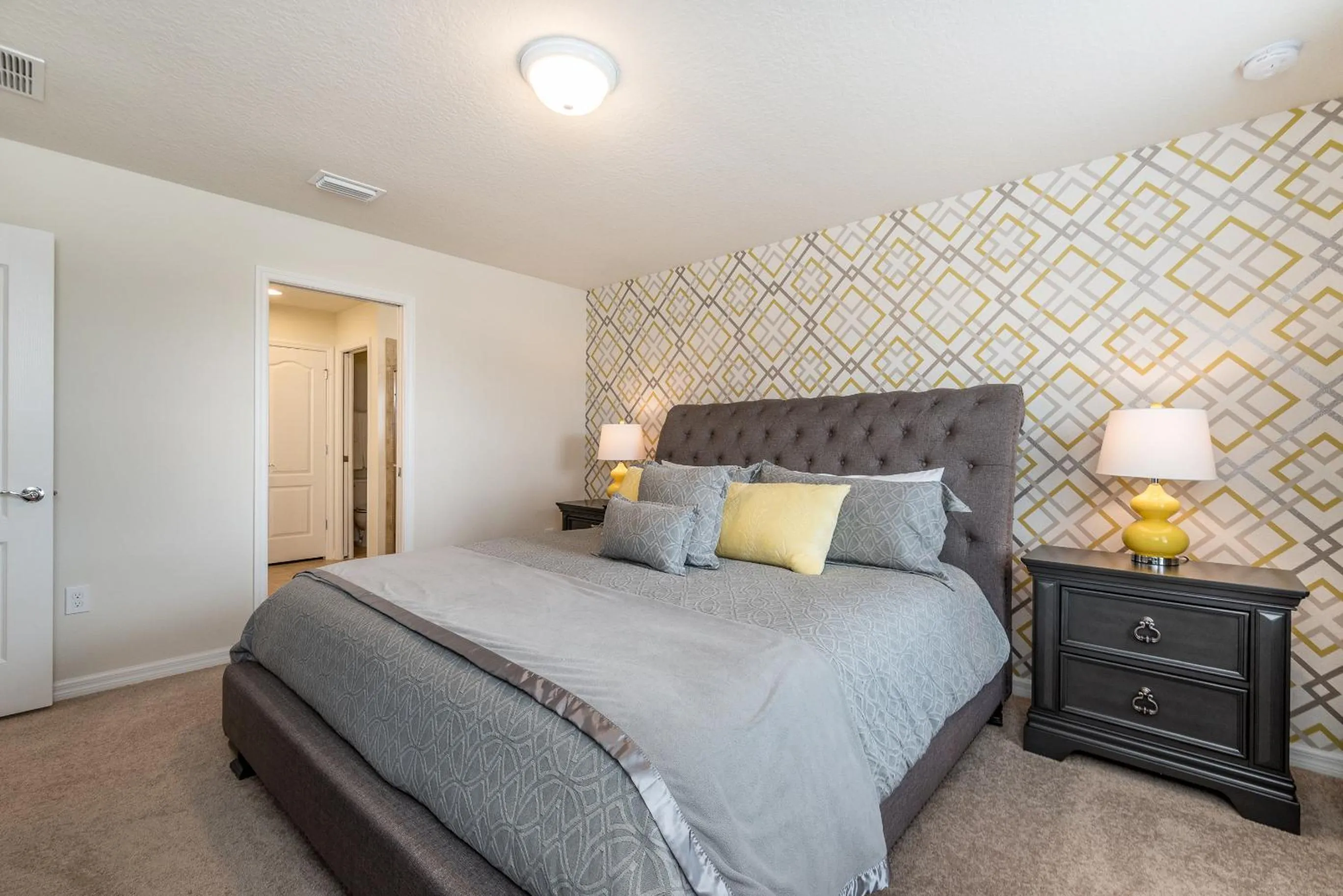 Bed in Large Villa wPrivate Pool Game Room Waterpark