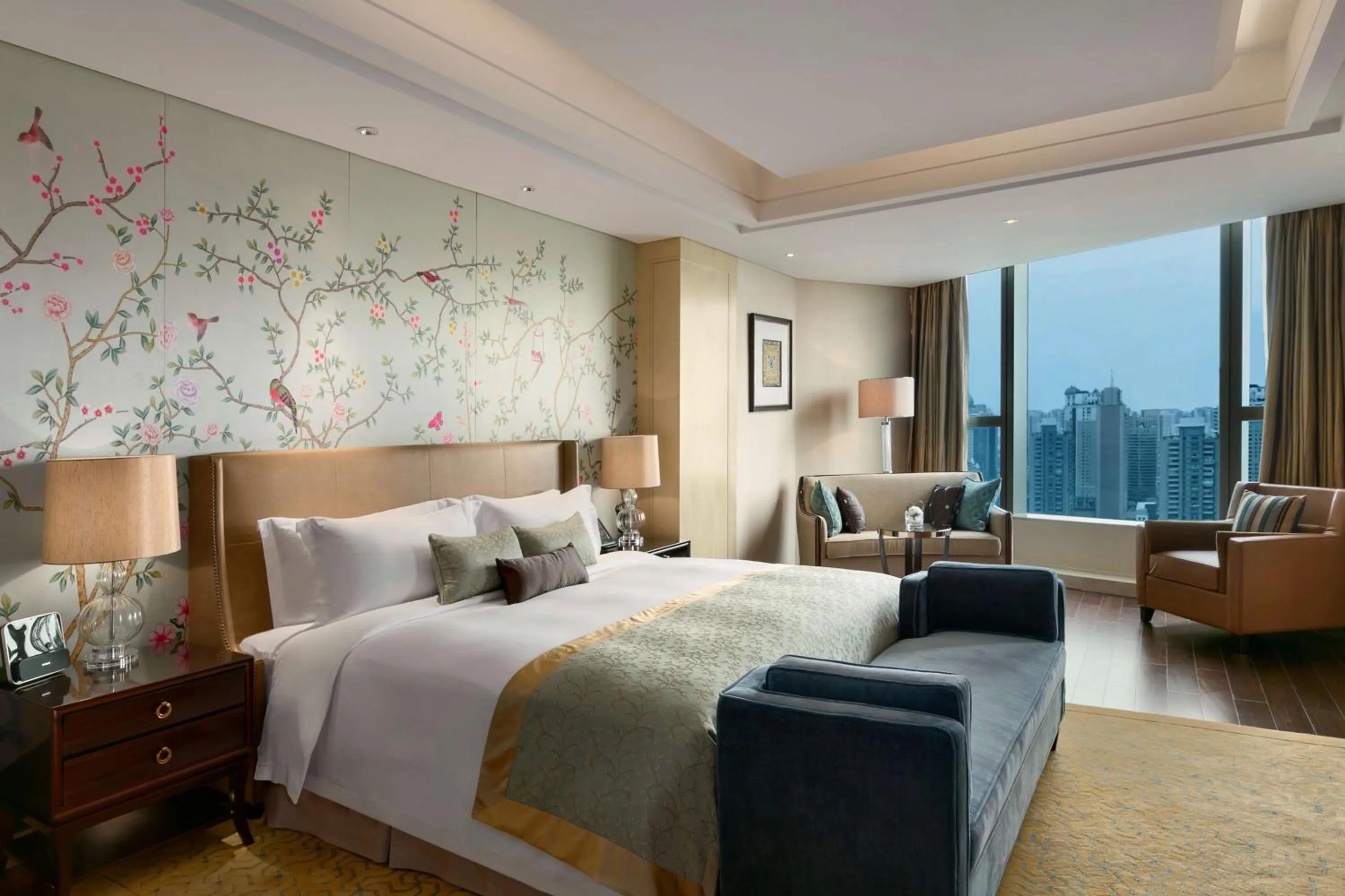 Photo of the whole room, Bed in Kempinski Hotel Xiamen