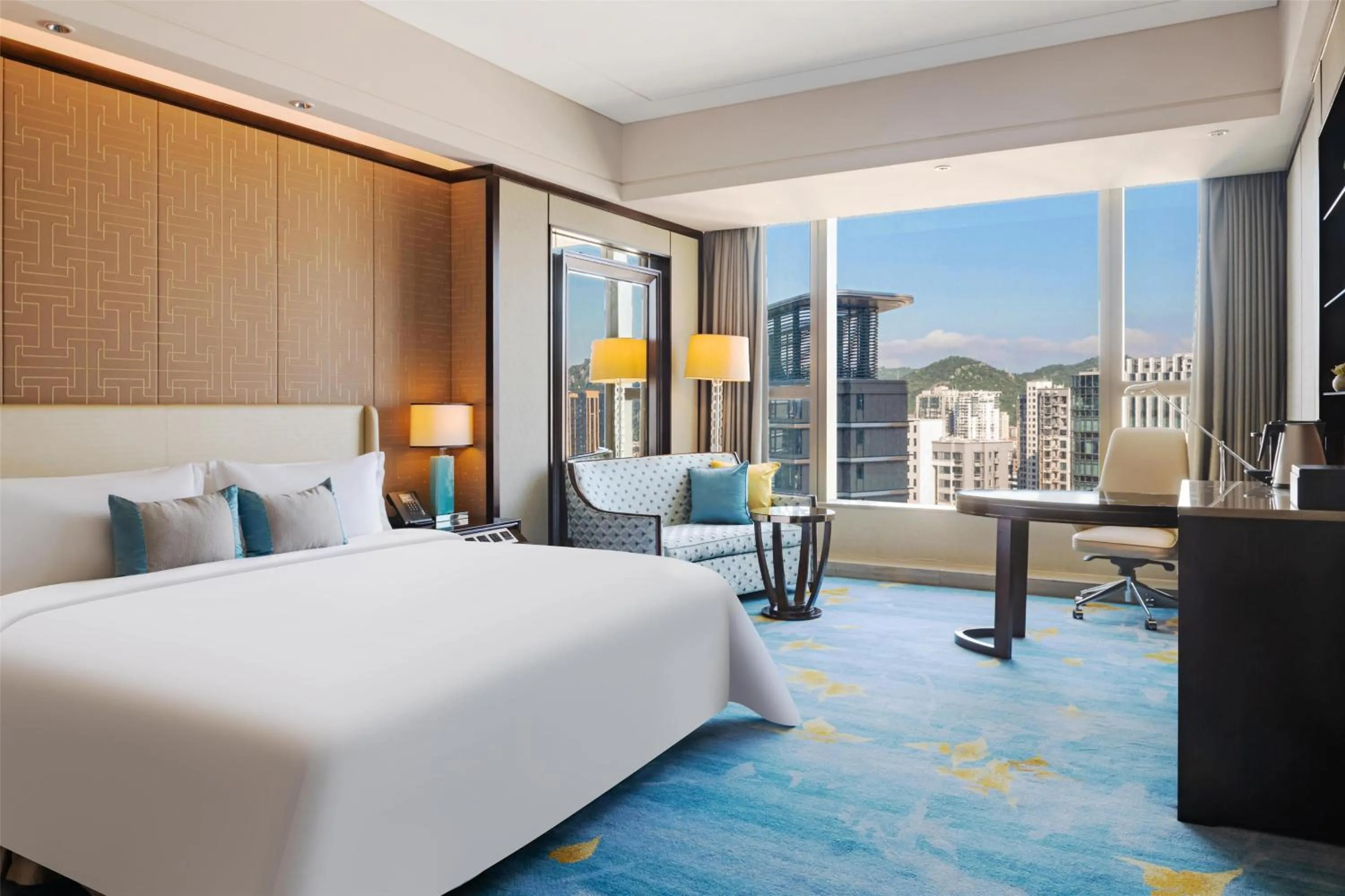 Bedroom, Bed in Kempinski Hotel Xiamen