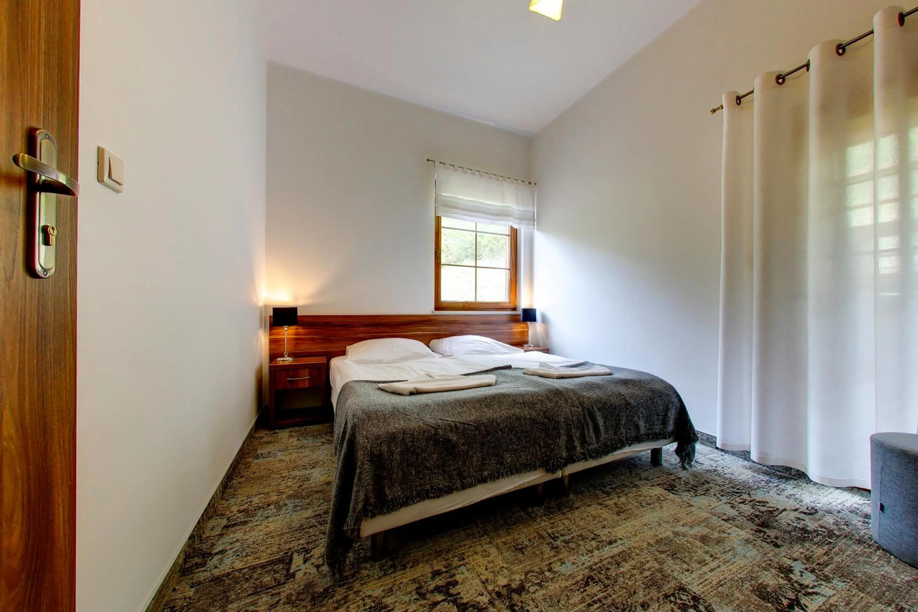 Bed in POD DEBEM Kompleks Zeglarsko-Rekreacyjny