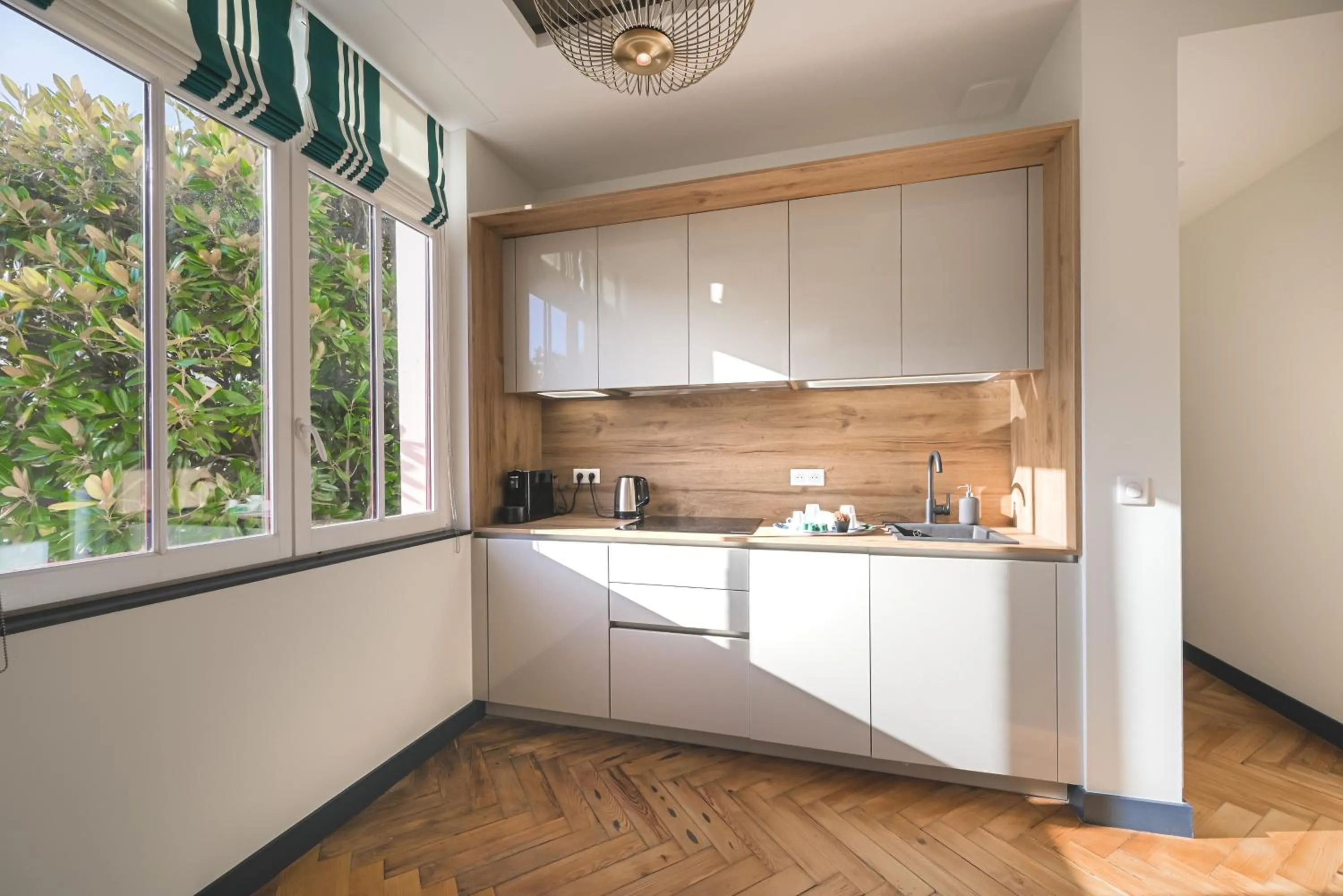 kitchen in MADISON Saint Jean de Luz - Handwritten Collection