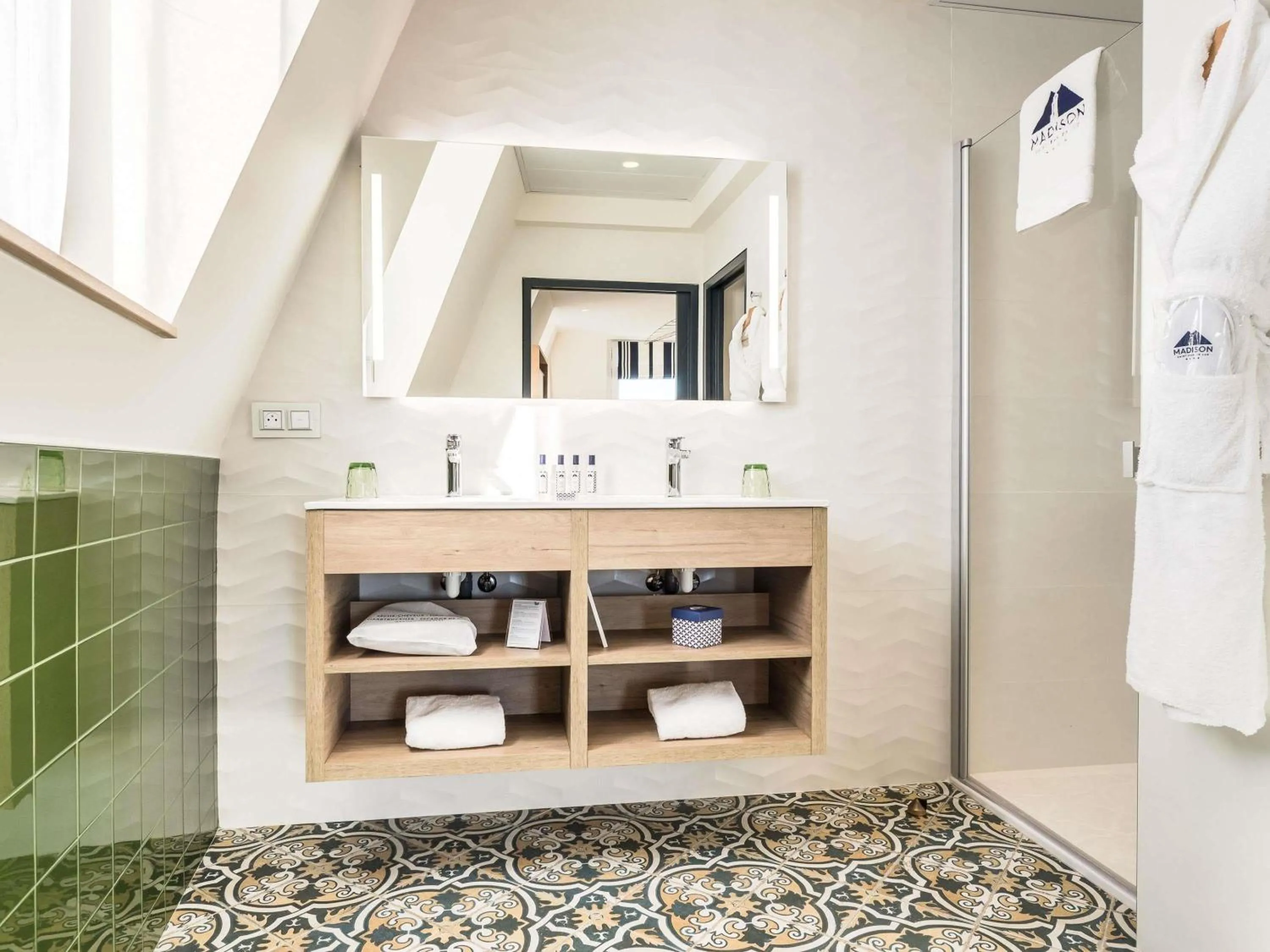 Bedroom in MADISON Saint Jean de Luz - Handwritten Collection