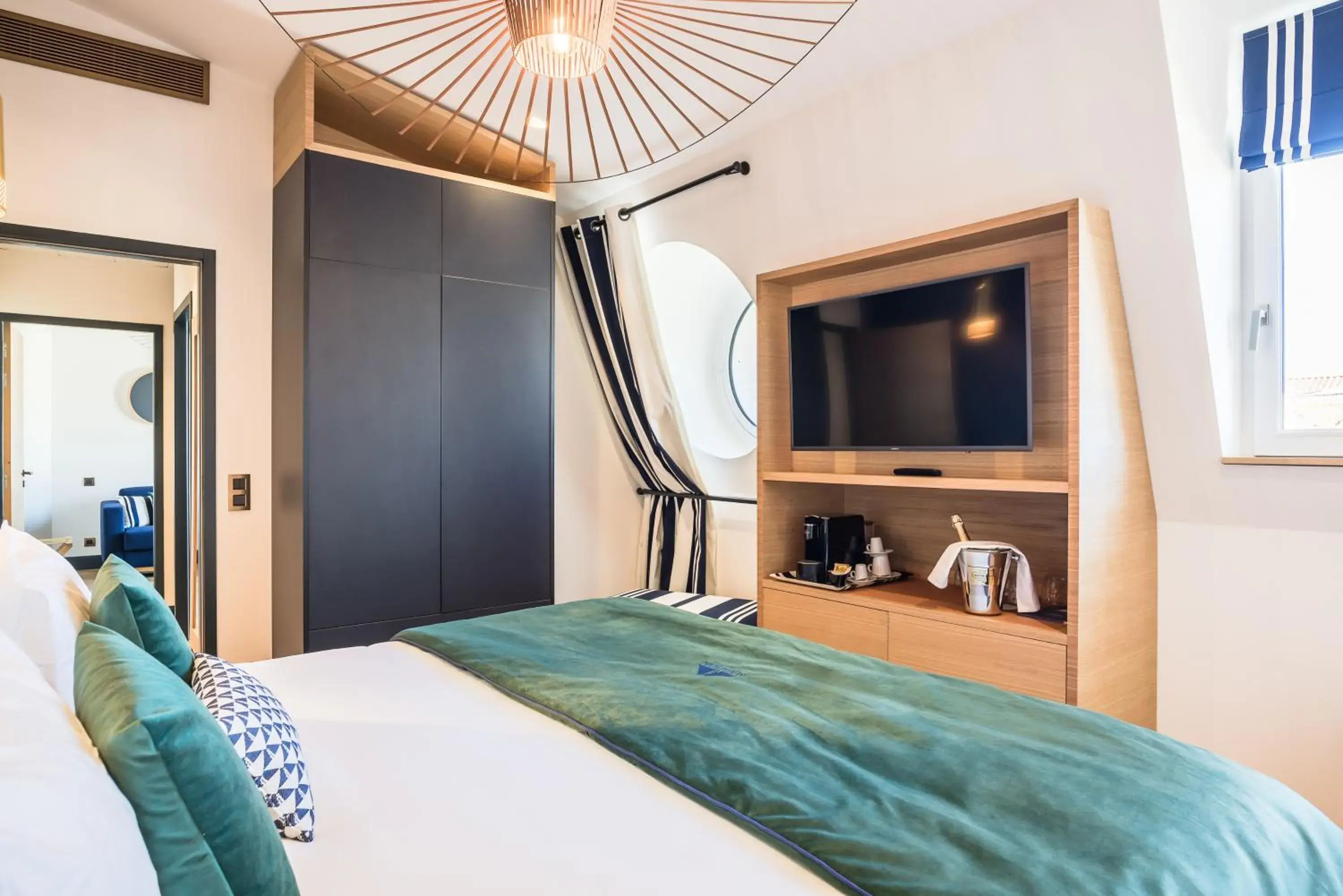 Family Suite in MADISON Saint Jean de Luz - Handwritten Collection Family Suite in MADISON Saint Jean de Luz - Handwritten Collection