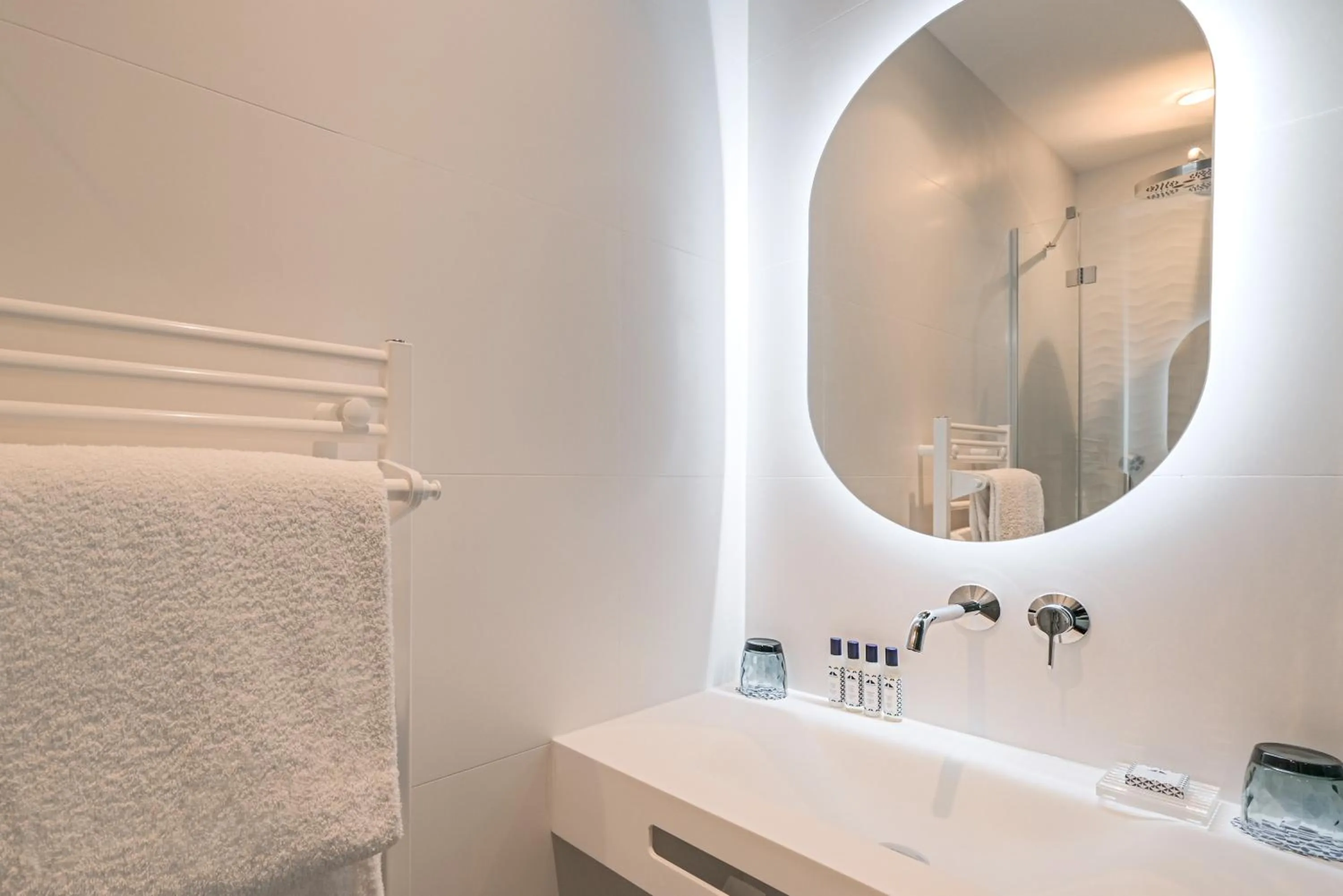 Bathroom in MADISON Saint Jean de Luz - Handwritten Collection