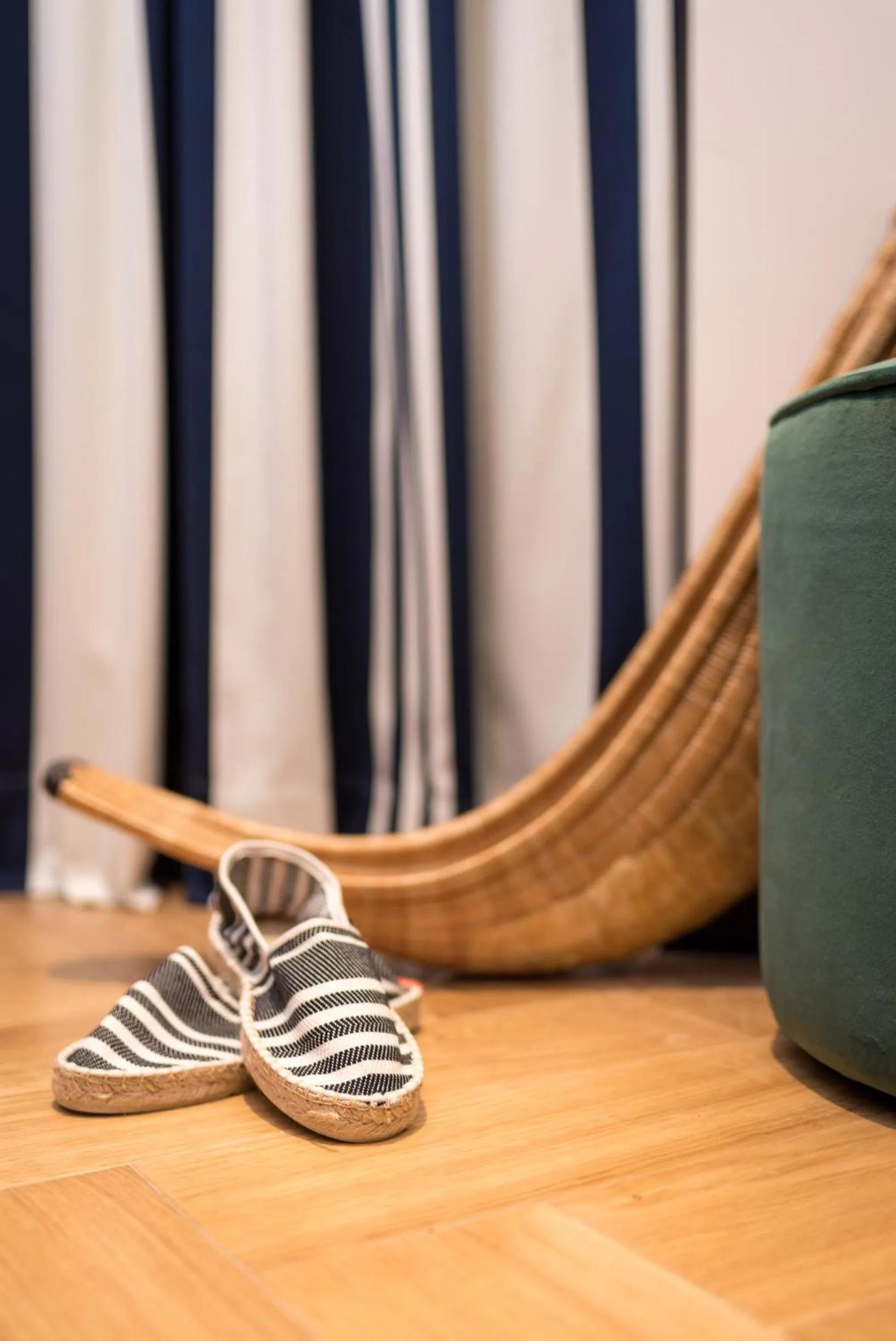 Decorative detail in MADISON Saint Jean de Luz - Handwritten Collection