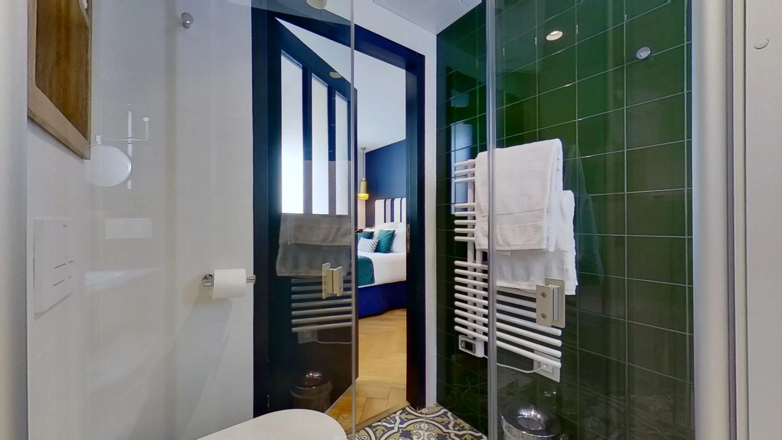 Shower in MADISON Saint Jean de Luz - Handwritten Collection
