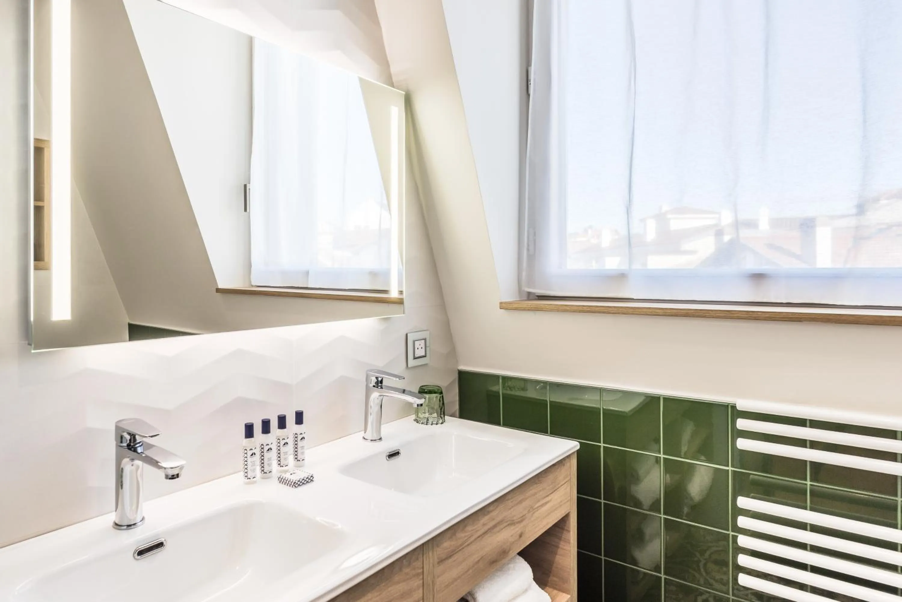 Bathroom in MADISON Saint Jean de Luz - Handwritten Collection