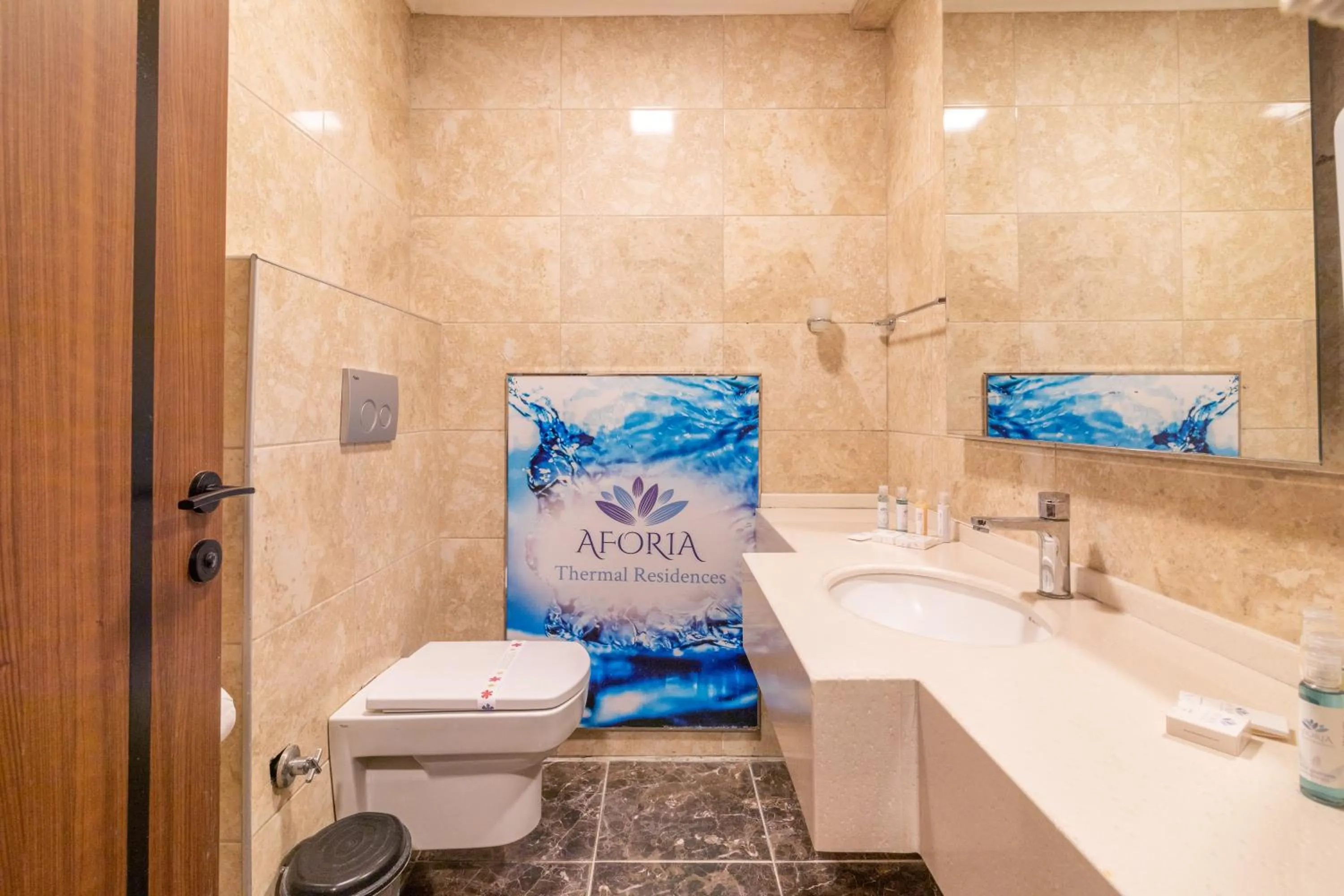 Toilet in Aforia Thermal Residences