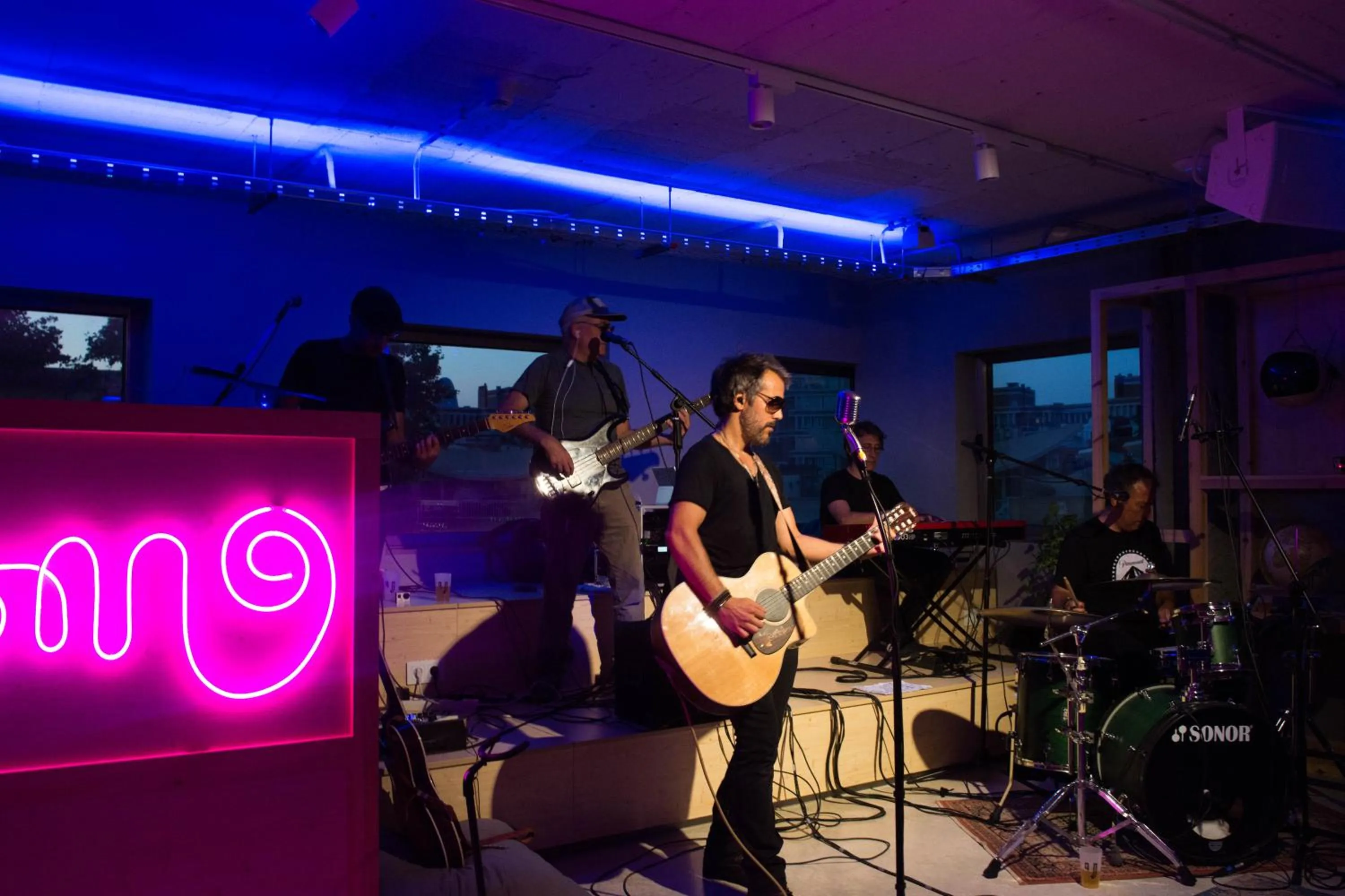 People in Unite Hostel Barcelona