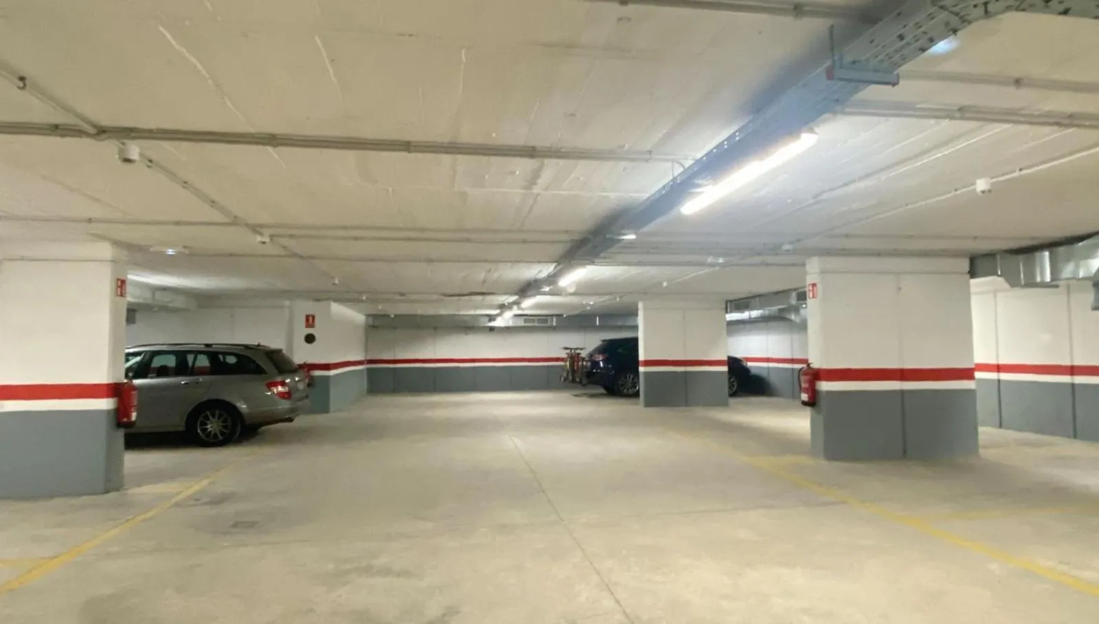 Parking in Unite Hostel Barcelona