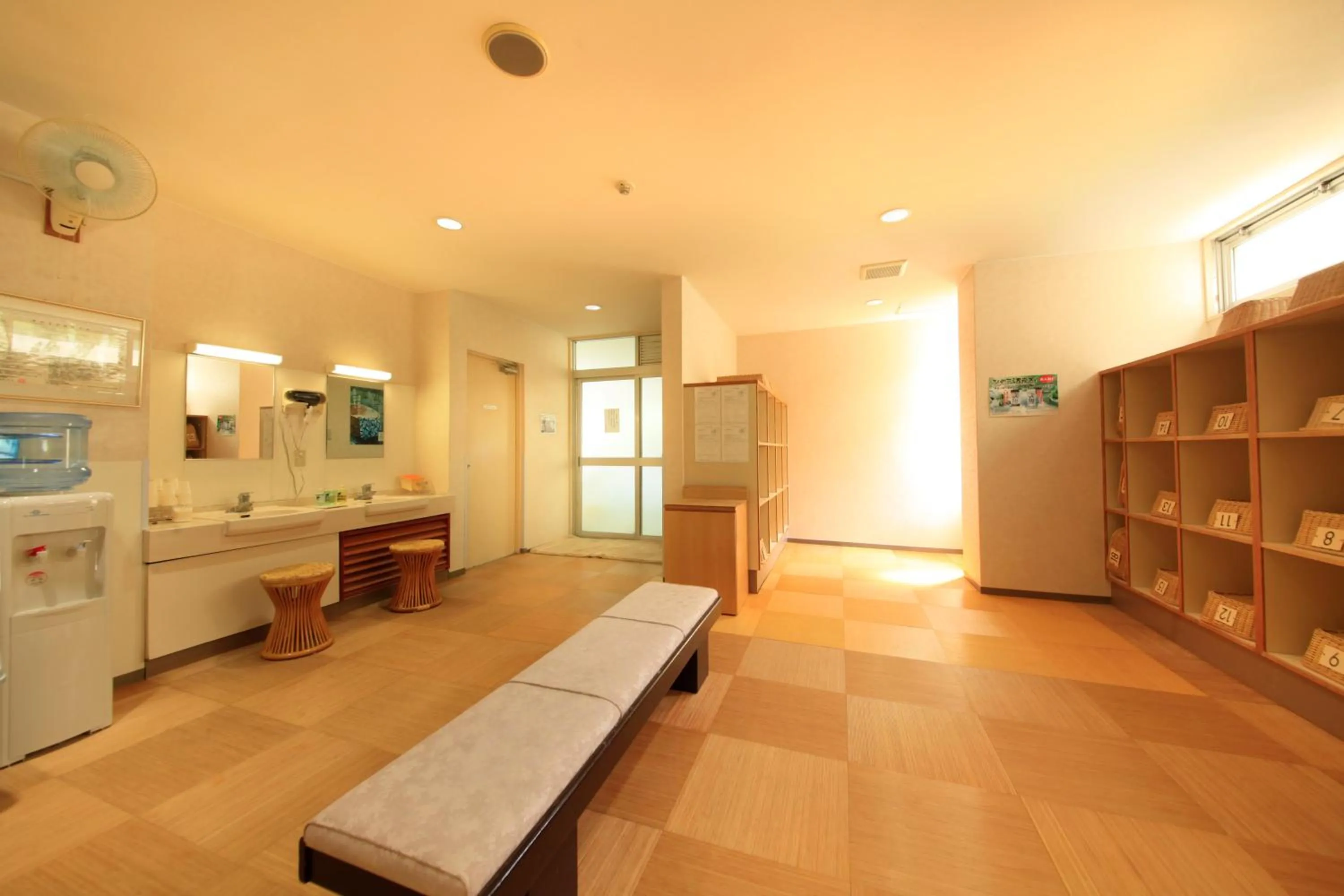 Public Bath in Izuajiro-onsen Shoufuen