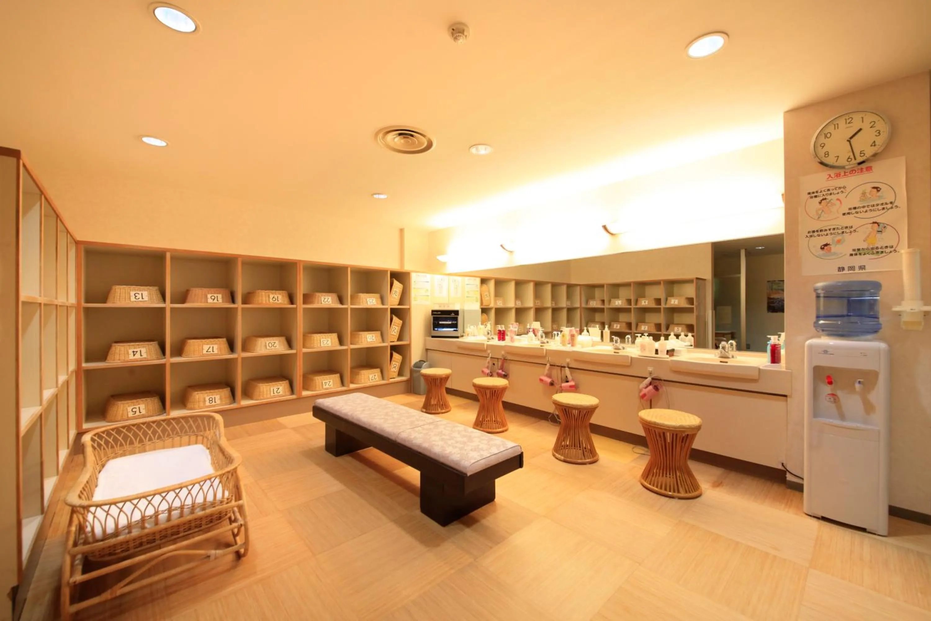 Public Bath in Izuajiro-onsen Shoufuen