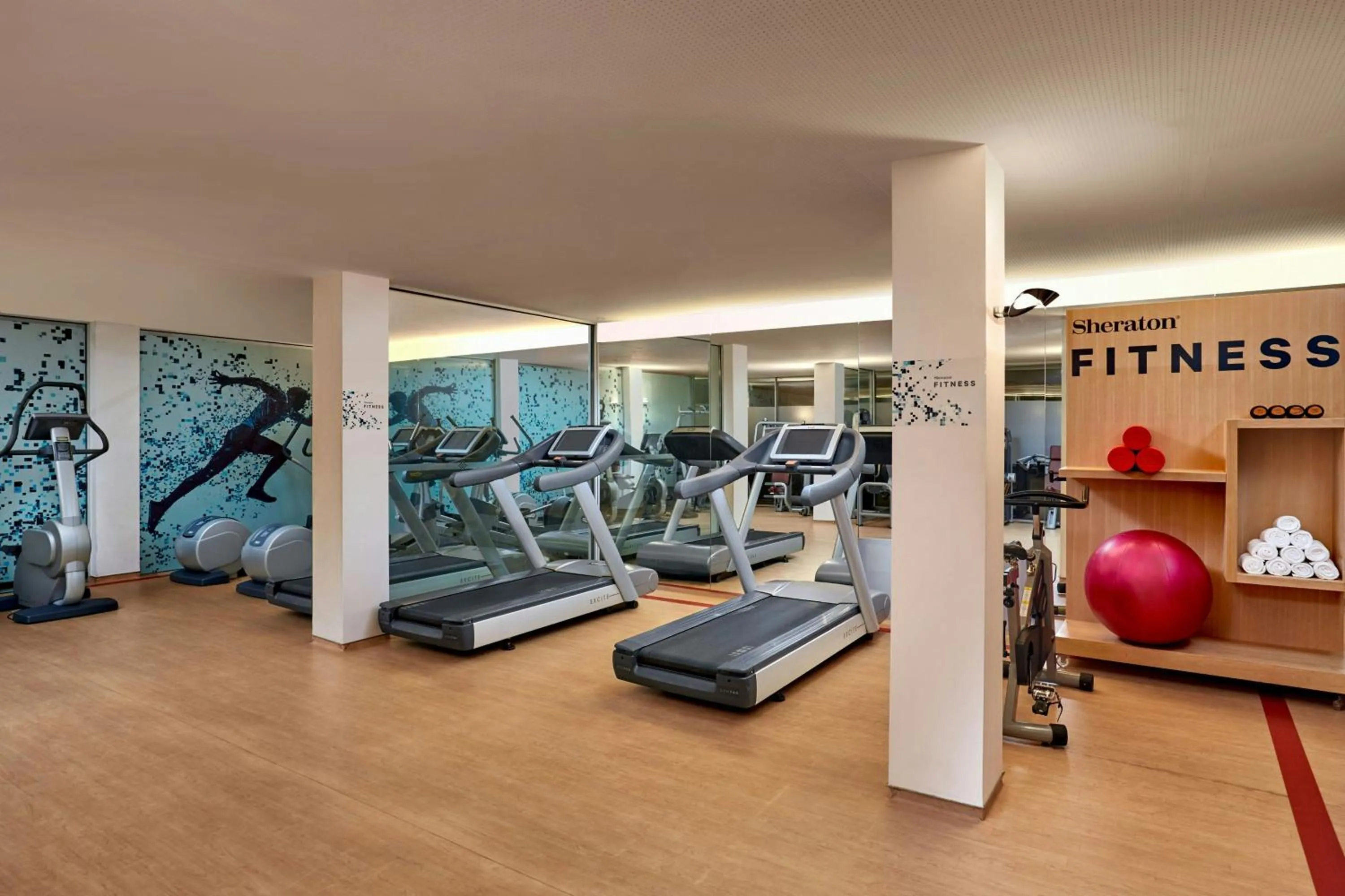 Fitness centre/facilities in Sheraton Lisboa Hotel & Spa