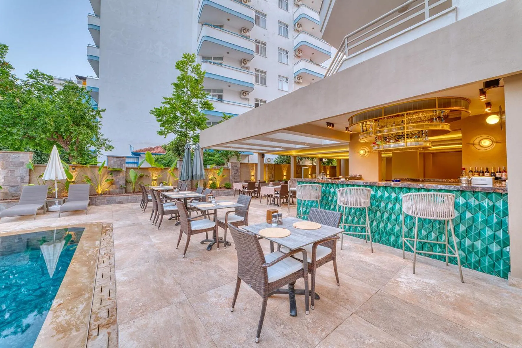 Restaurant/places to eat in Yeniacun Apart Hotel