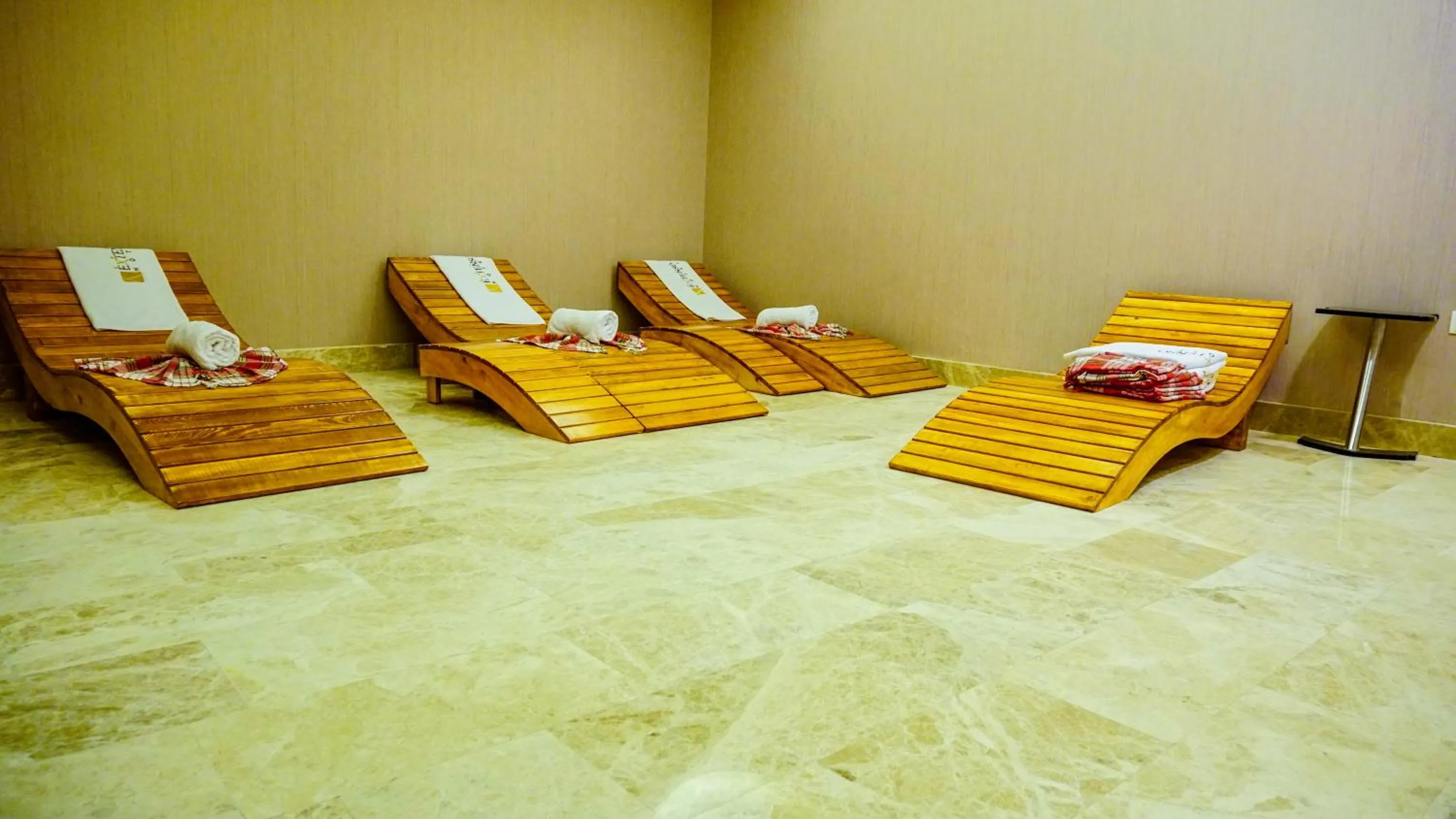 Sauna in Extenso Hotel